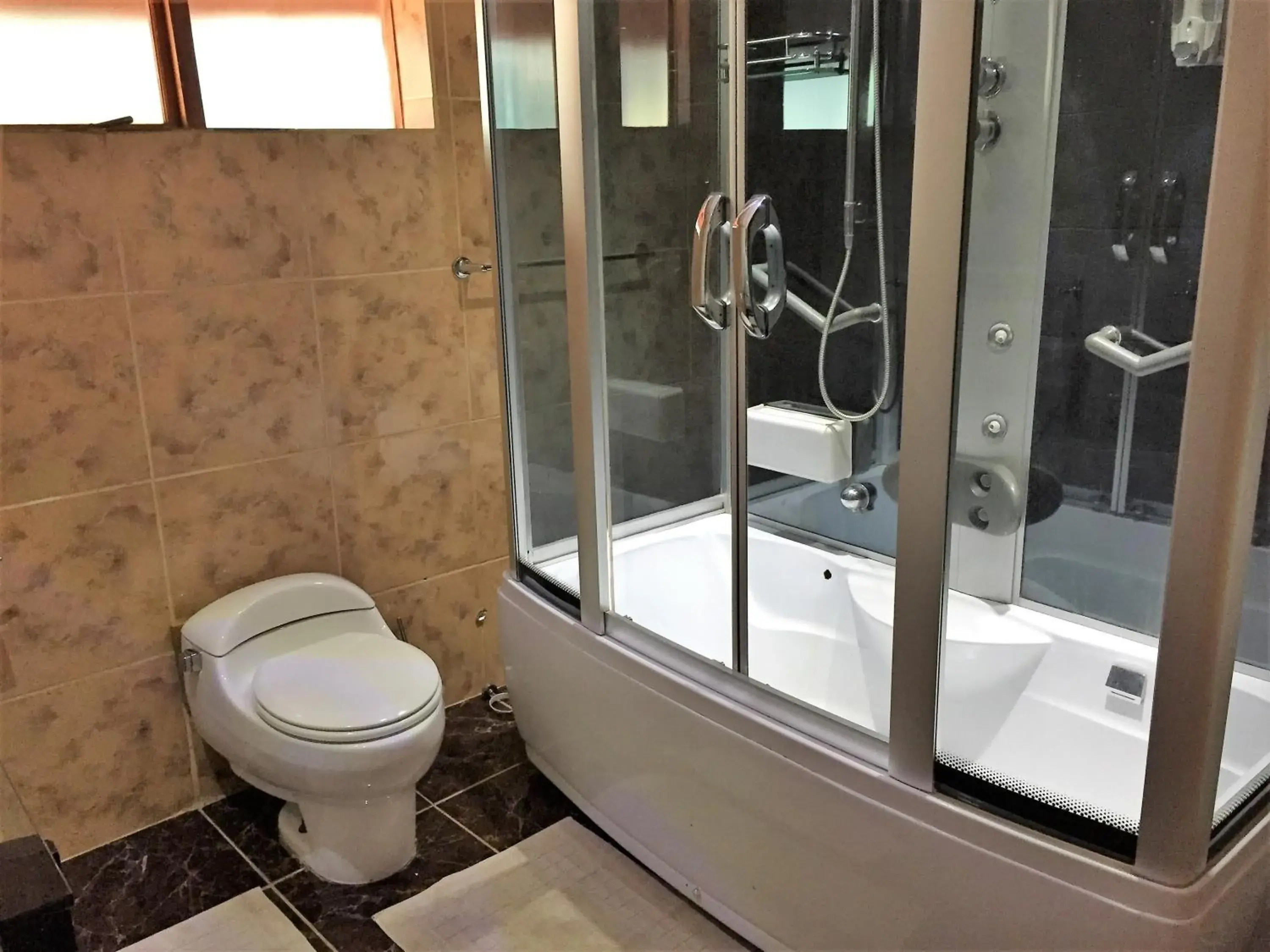 Deluxe Double Room with Extra Bed in ConcordiaVOC Deluxe Double Room with Extra Bed in ConcordiaVOC