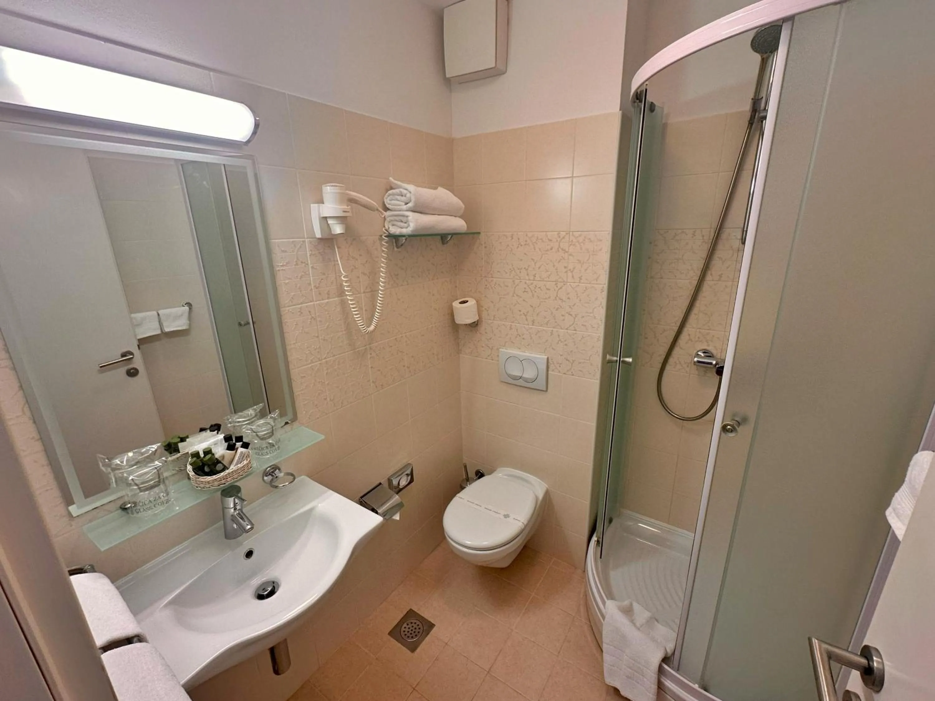 Bathroom in Hotel Bozica Dubrovnik Islands