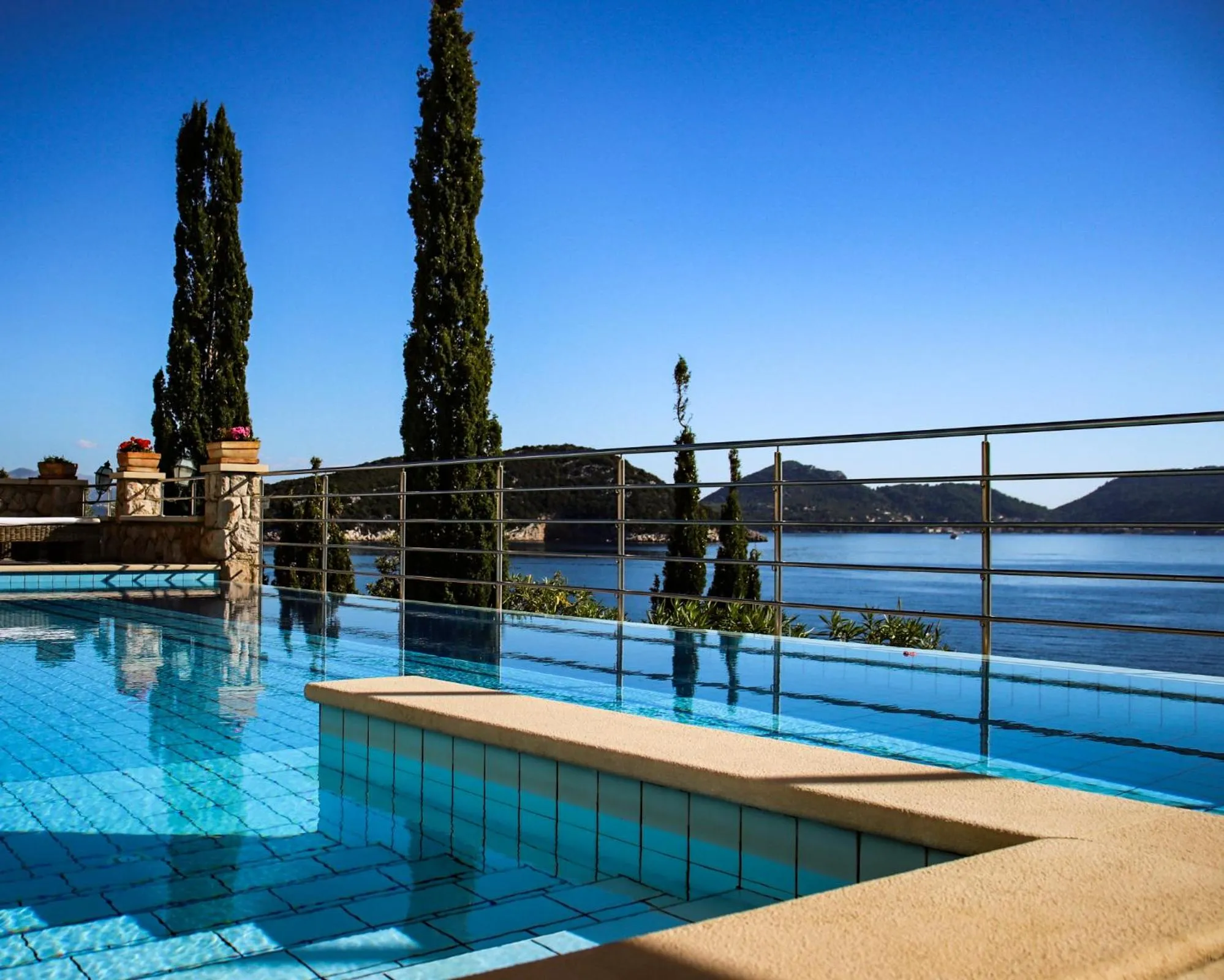 Swimming pool in Hotel Bozica Dubrovnik Islands
