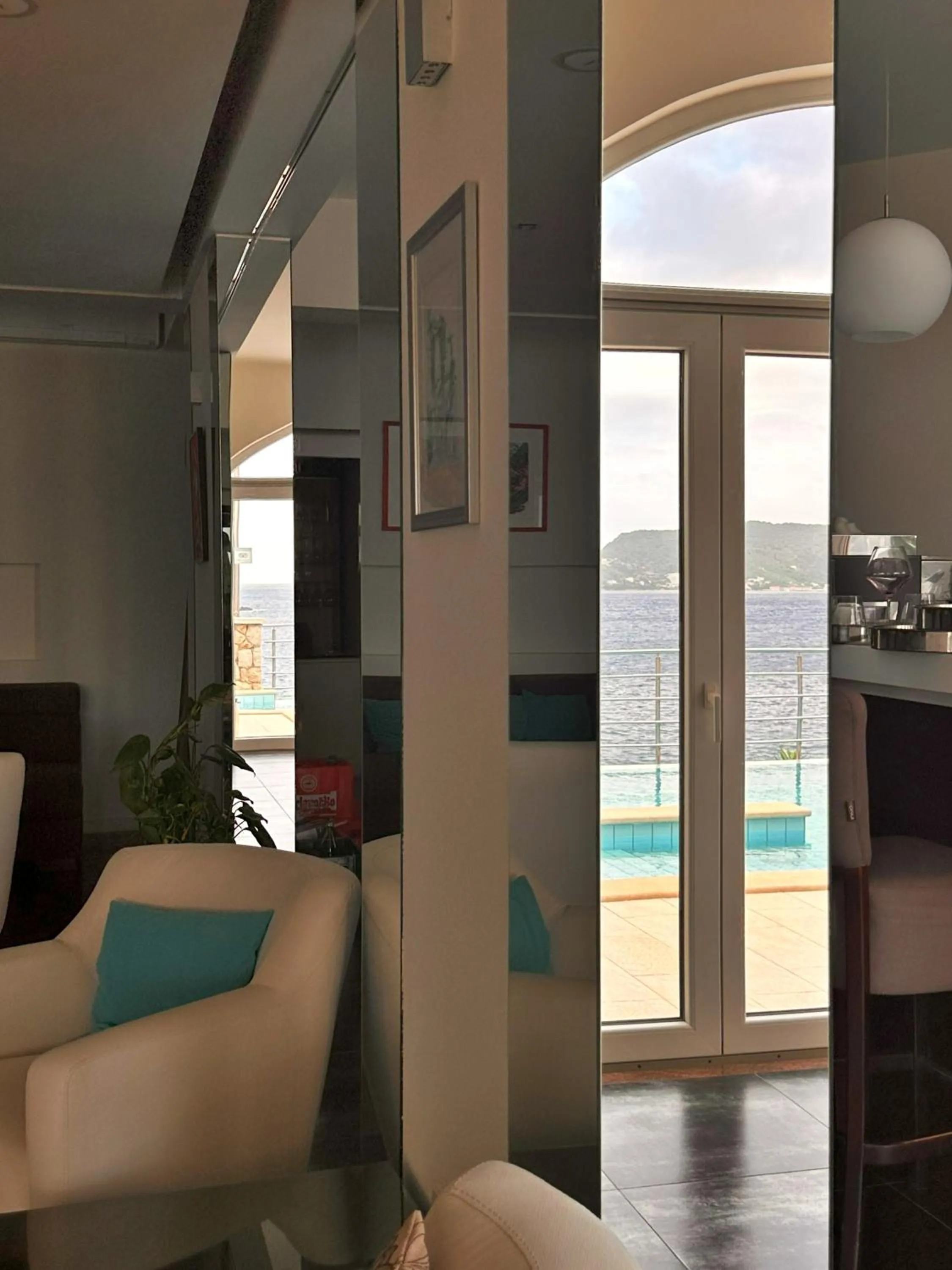 Lounge or bar in Hotel Bozica Dubrovnik Islands