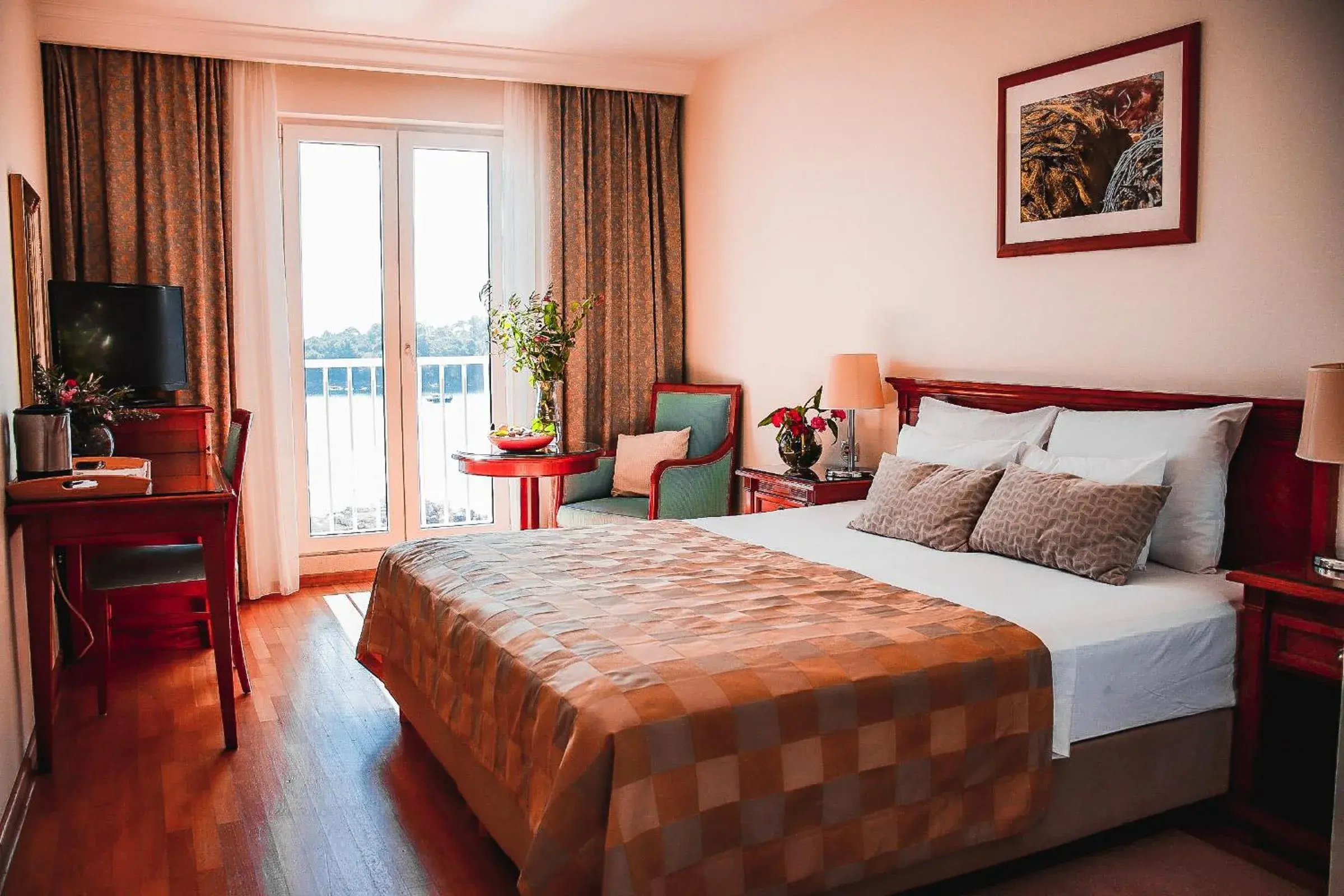 Property building, Bed in Hotel Bozica Dubrovnik Islands