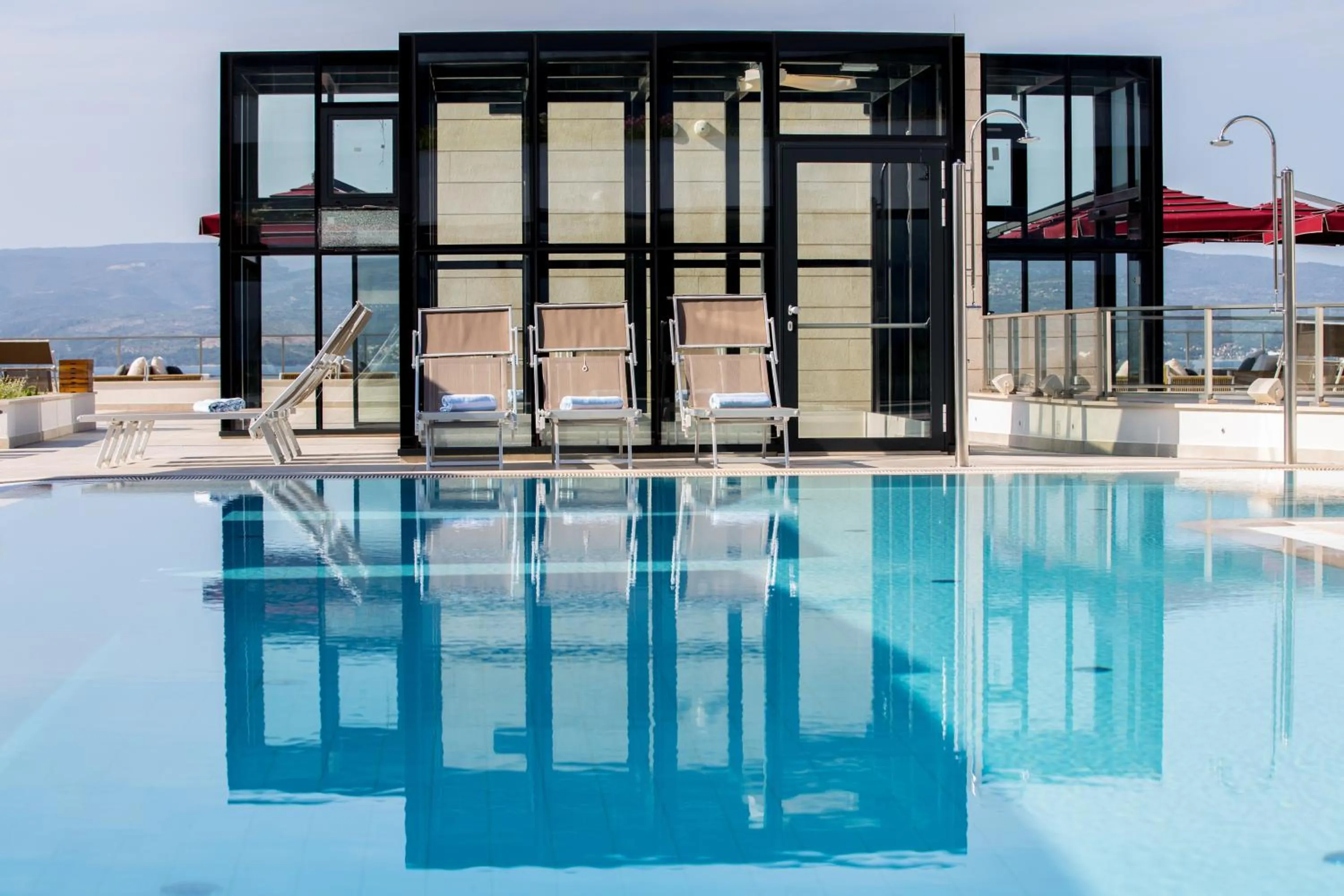 Swimming pool in Hotel Plaža Duće