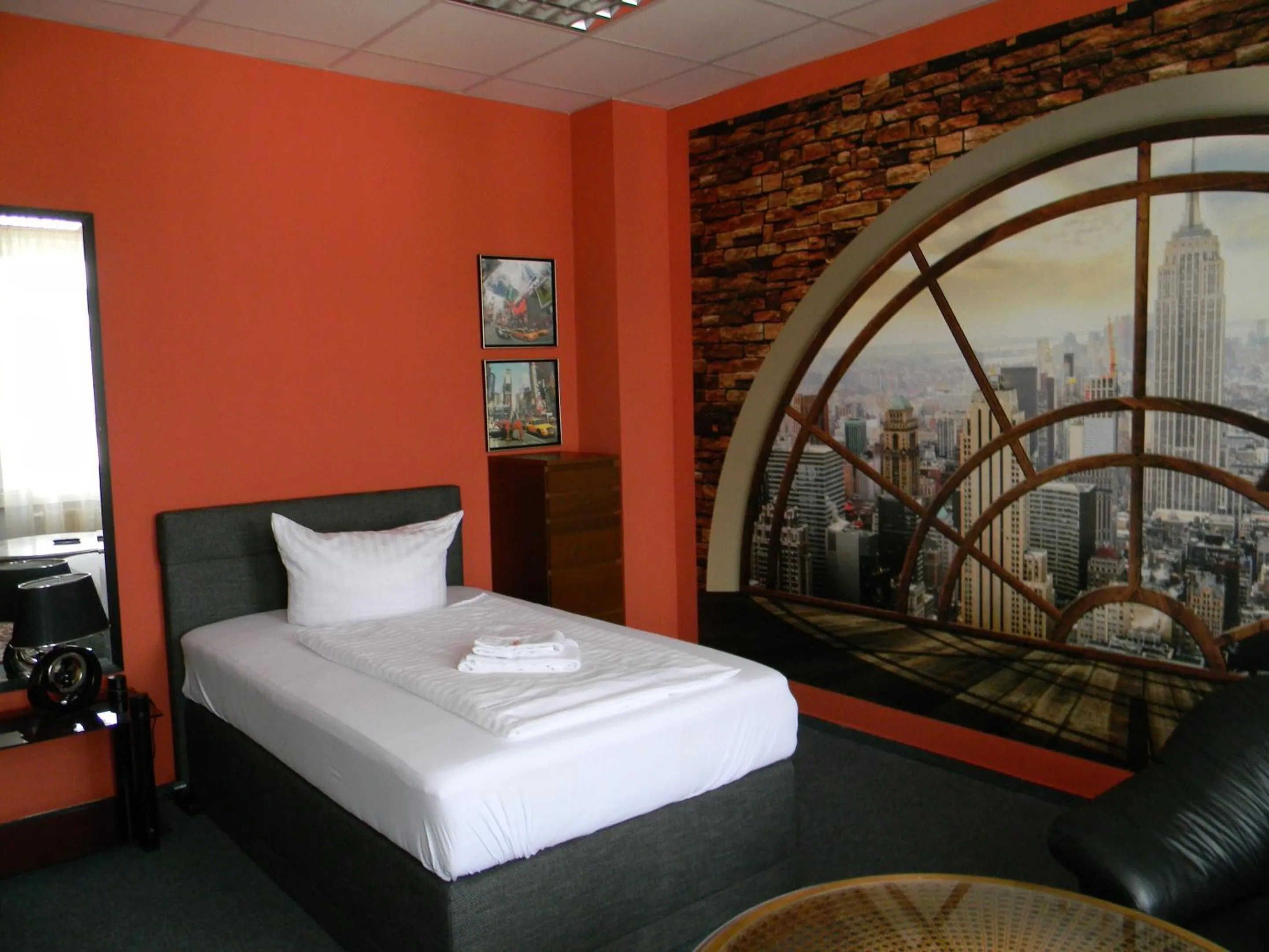 Bedroom, Bed in Rothenberger