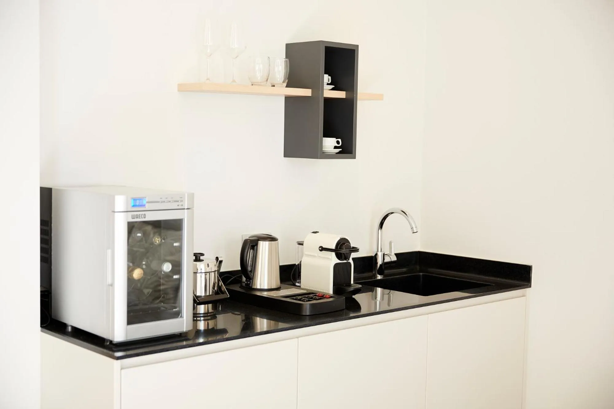 Coffee/tea facilities in Eagles Villas - Small Luxury Hotels of The World