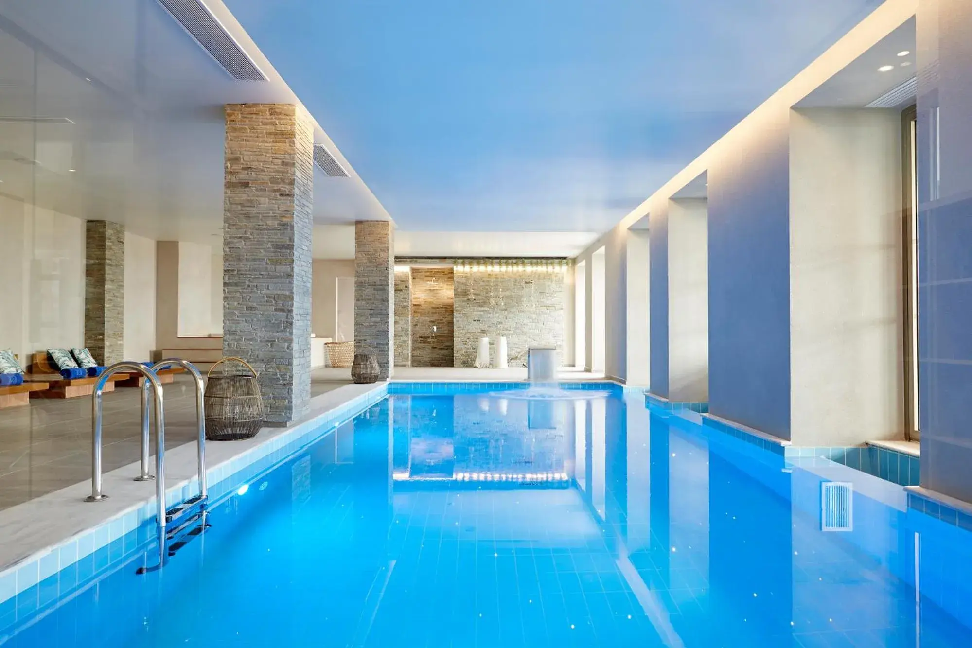 Swimming pool in Eagles Villas - Small Luxury Hotels of The World Swimming pool in Eagles Villas - Small Luxury Hotels of The World