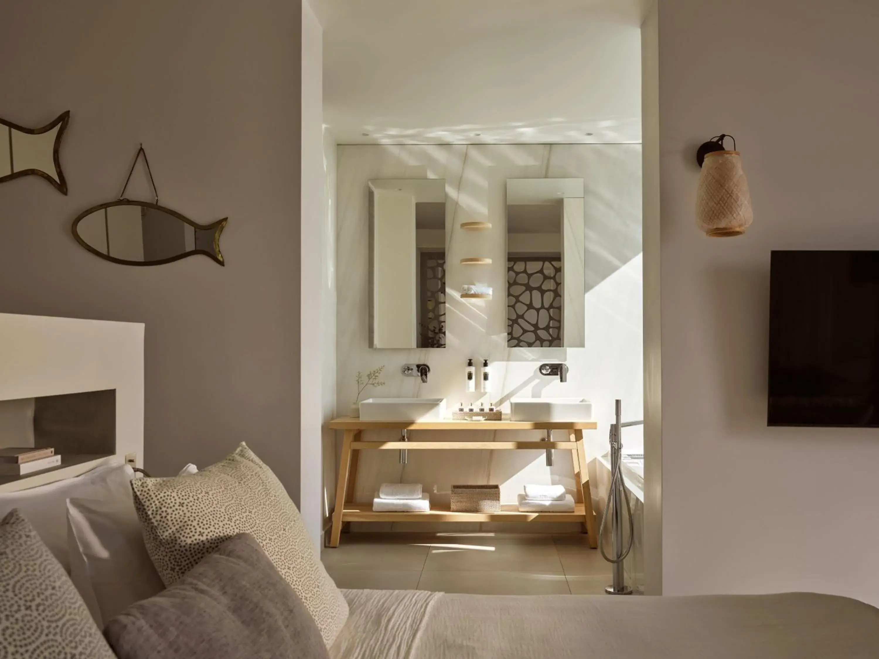 Bed in Eagles Villas - Small Luxury Hotels of The World Bed in Eagles Villas - Small Luxury Hotels of The World