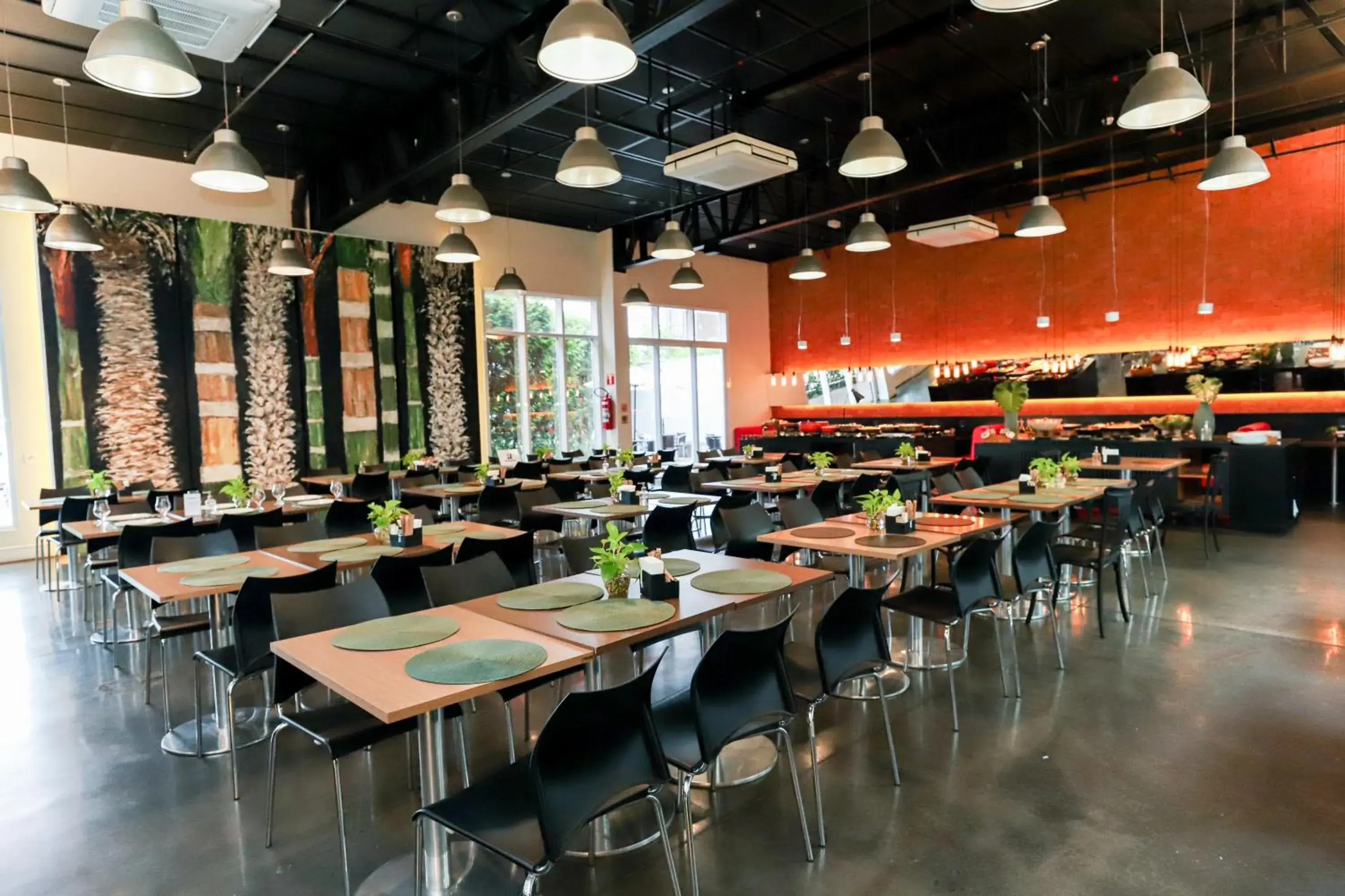 Restaurant/places to eat in Ramada by Wyndham Campinas Viracopos Restaurant/places to eat in Ramada by Wyndham Campinas Viracopos