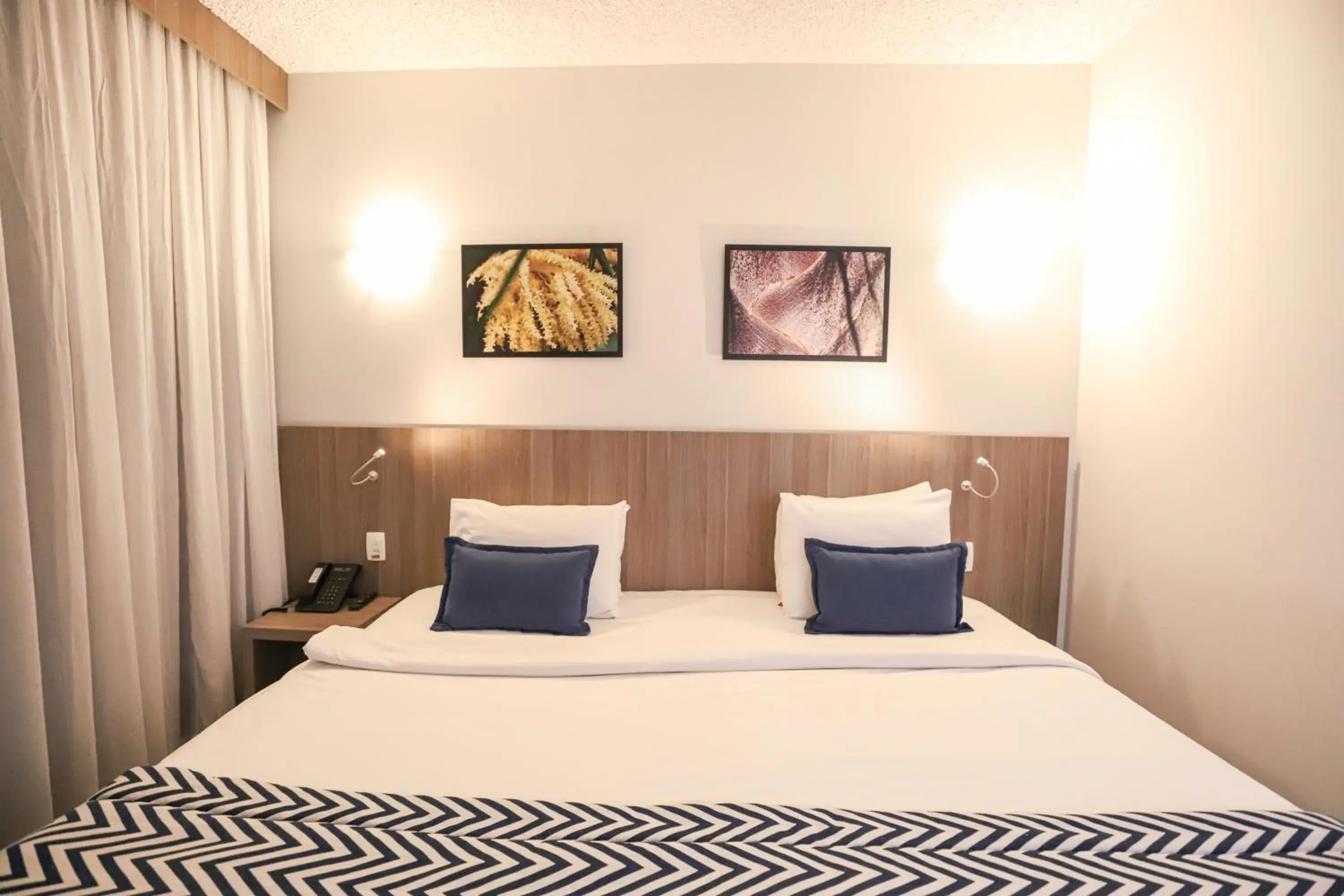 Bedroom, Bed in Ramada by Wyndham Campinas Viracopos Bedroom, Bed in Ramada by Wyndham Campinas Viracopos