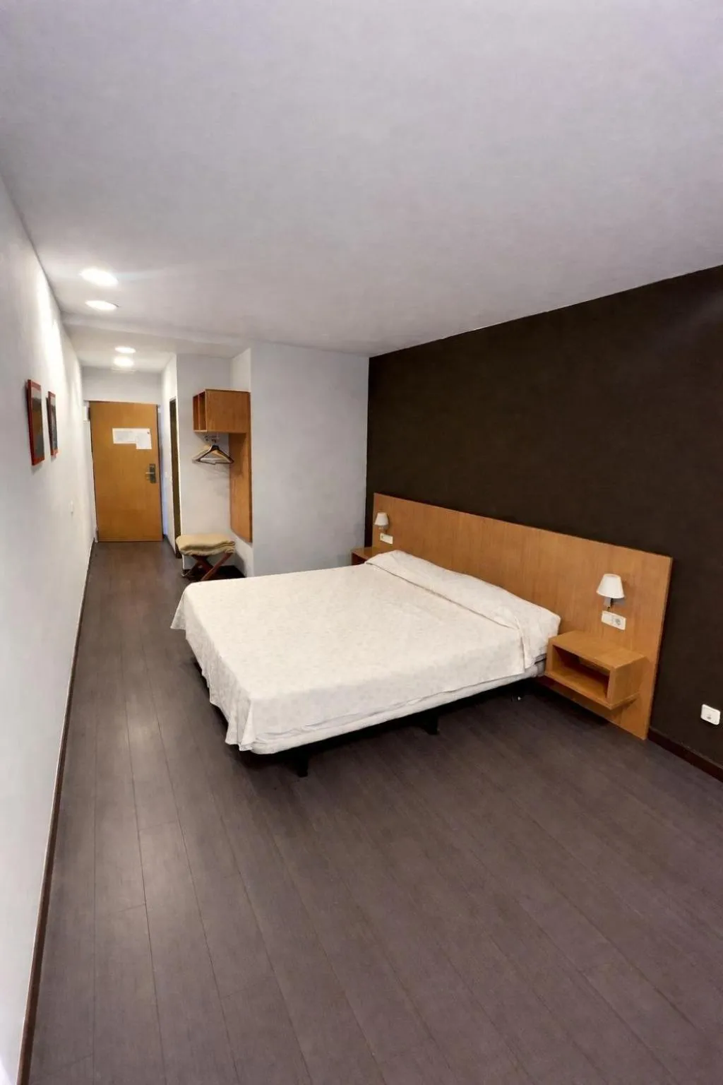 Hostal Mediterranea