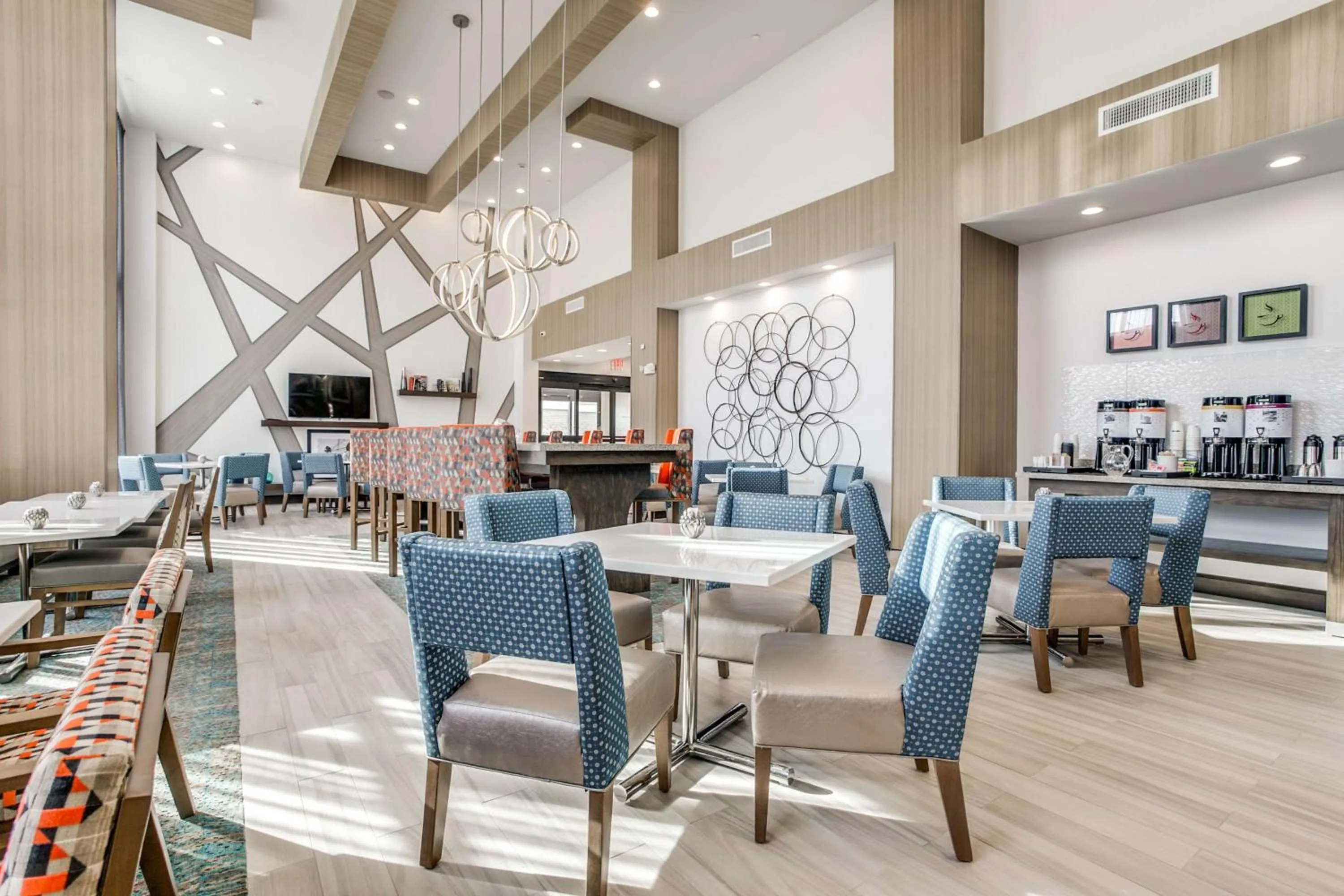 Lobby or reception in Hampton Inn & Suites Dallas-Central Expy/North Park Area