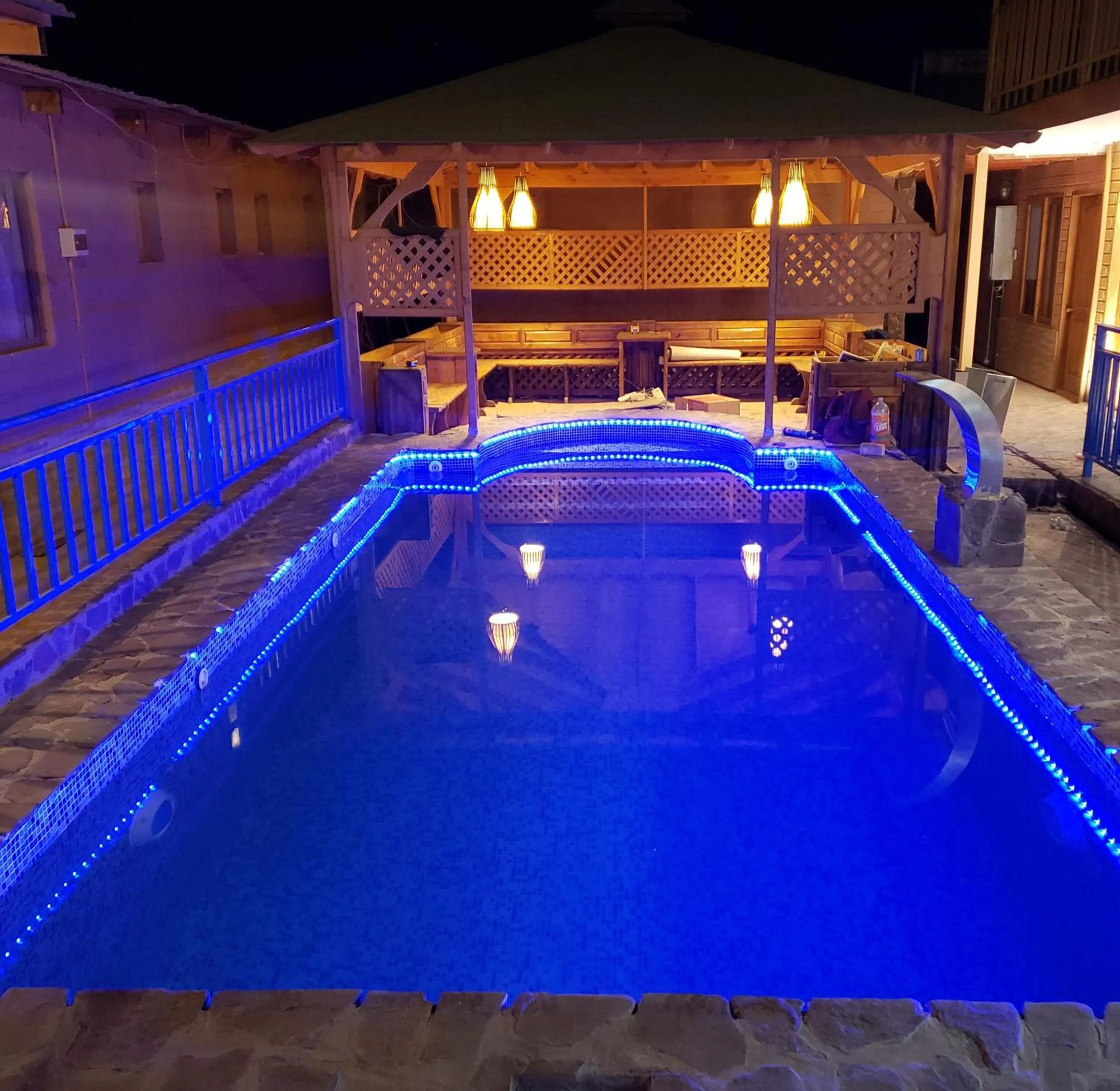 Swimming pool in Hostal Illauca de Atacama