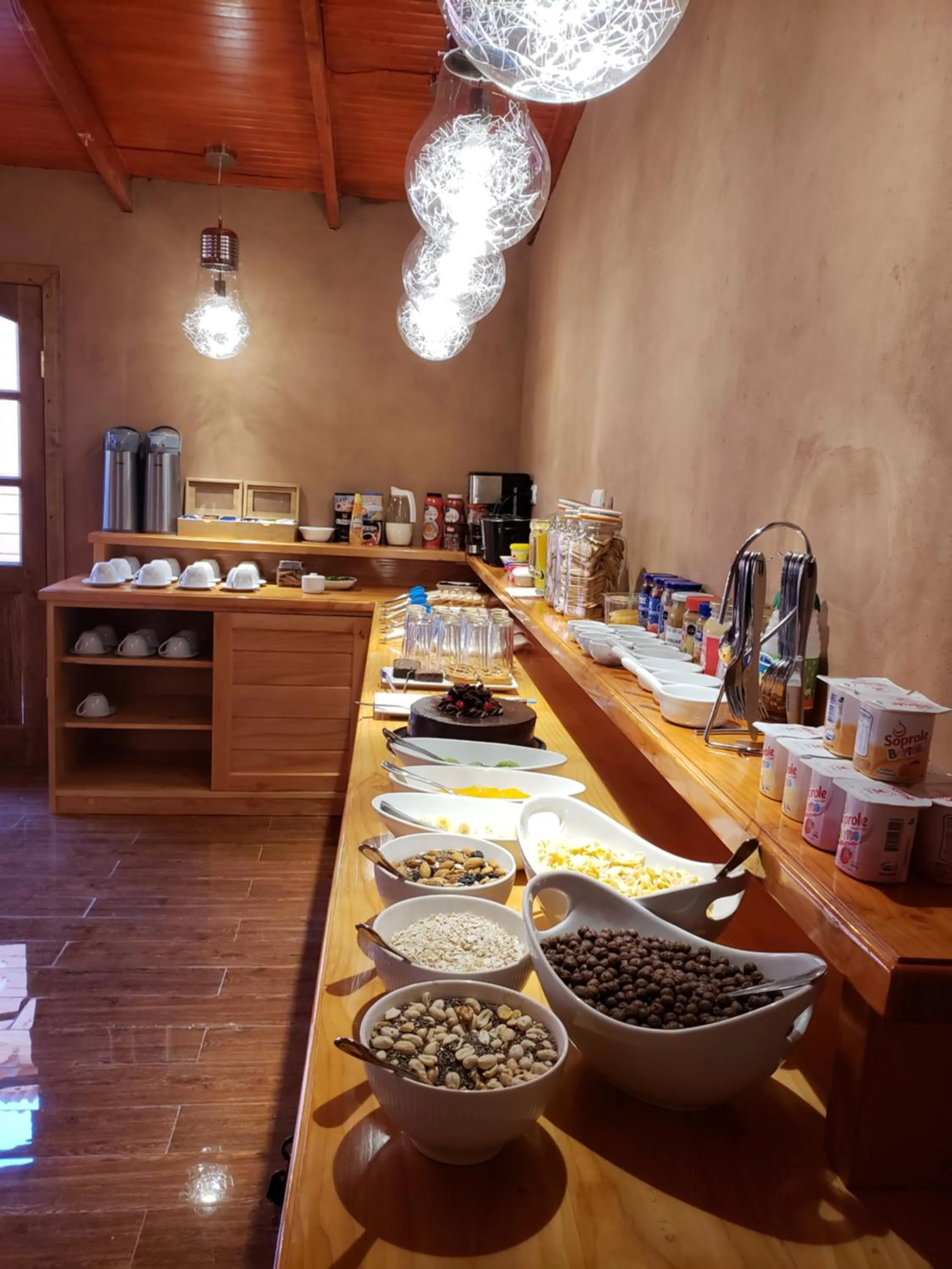 Coffee/tea facilities in Hostal Illauca de Atacama