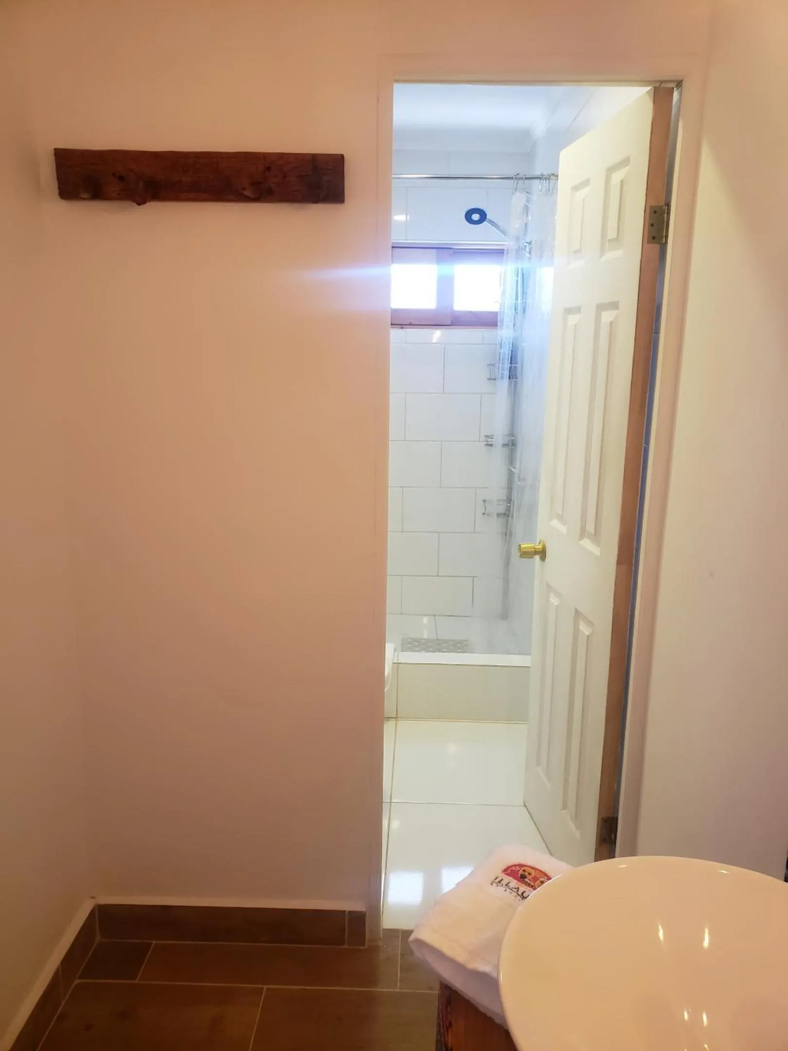 Shower in Hostal Illauca de Atacama