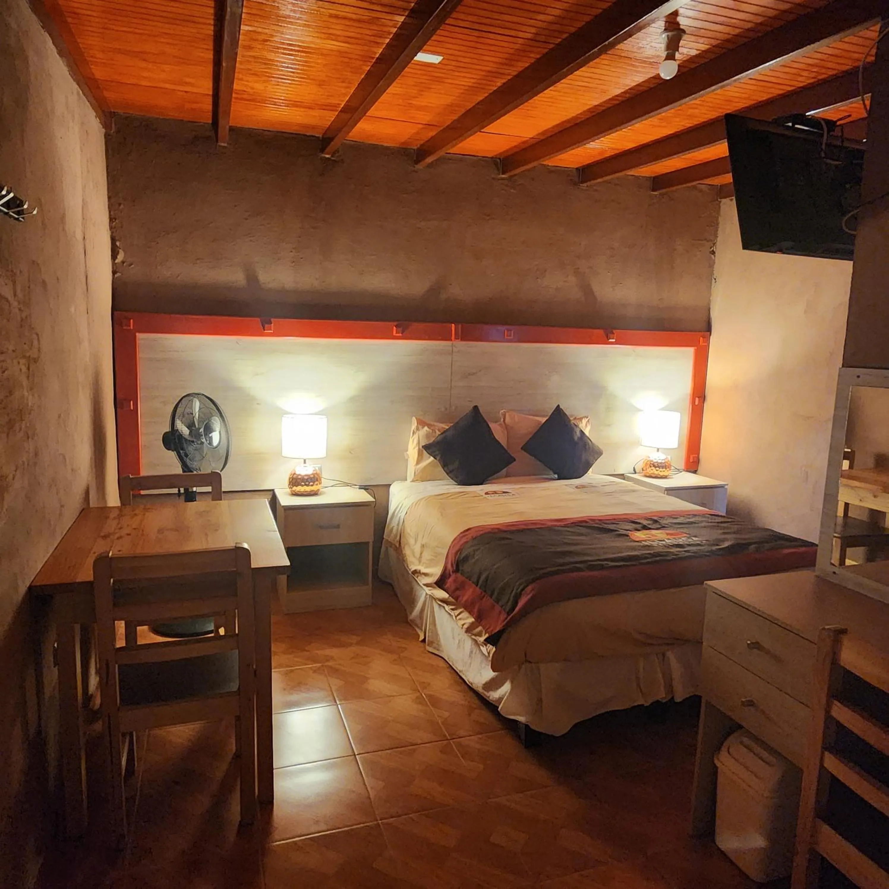 Property building, Bed in Hostal Illauca de Atacama