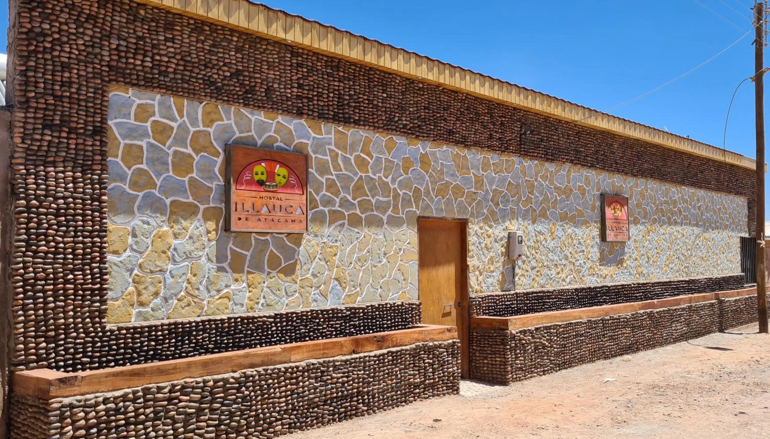Property logo or sign in Hostal Illauca de Atacama