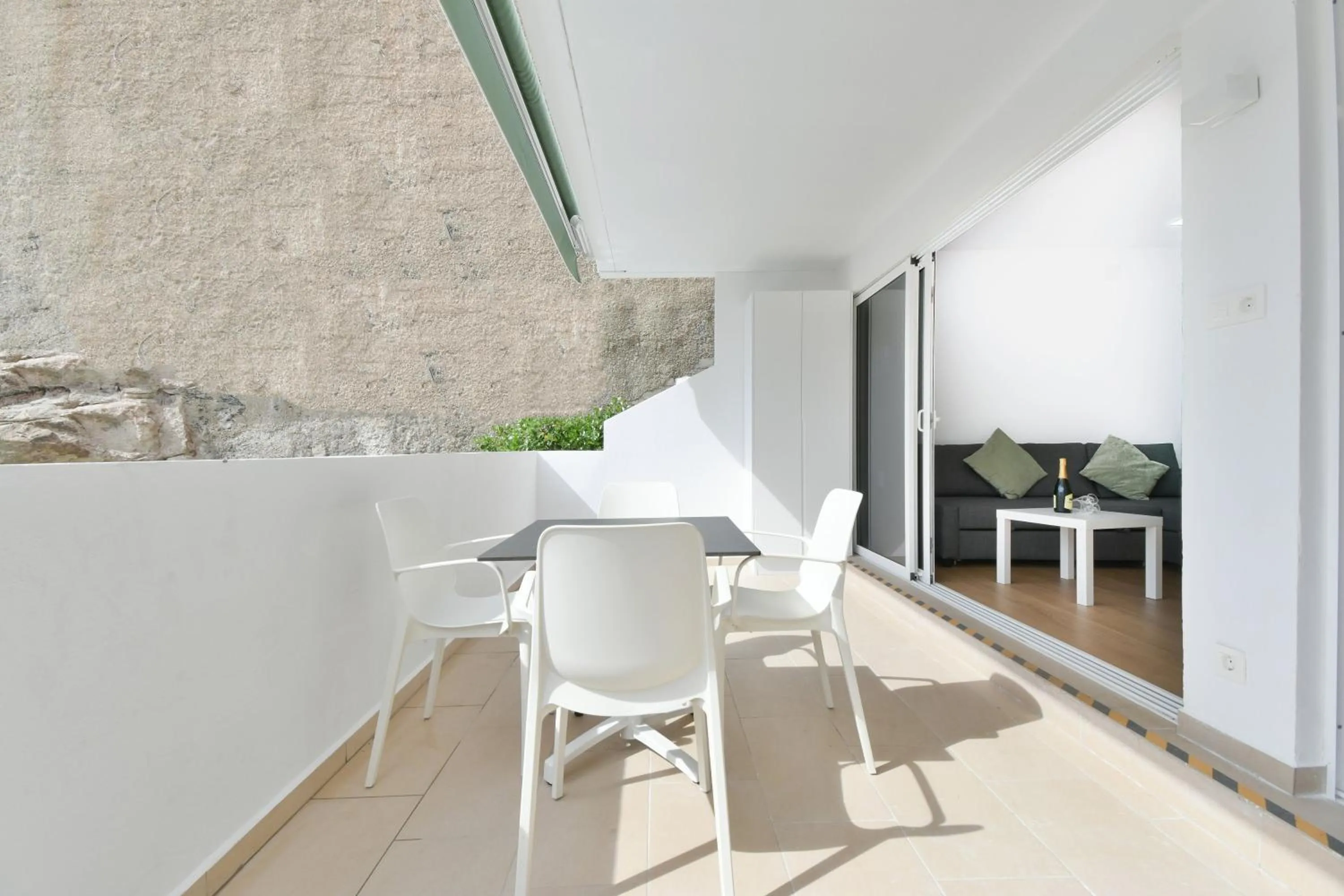 Patio in Palm Suites