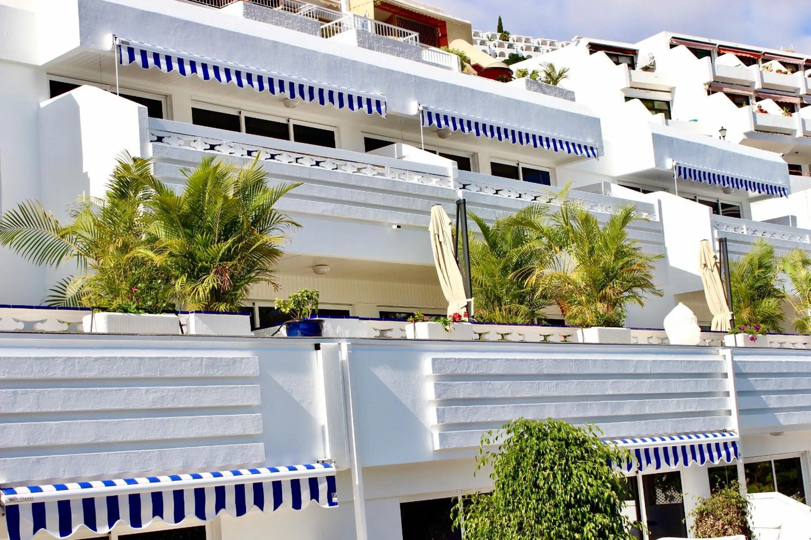 Property building in Calypso Oasis Apartments