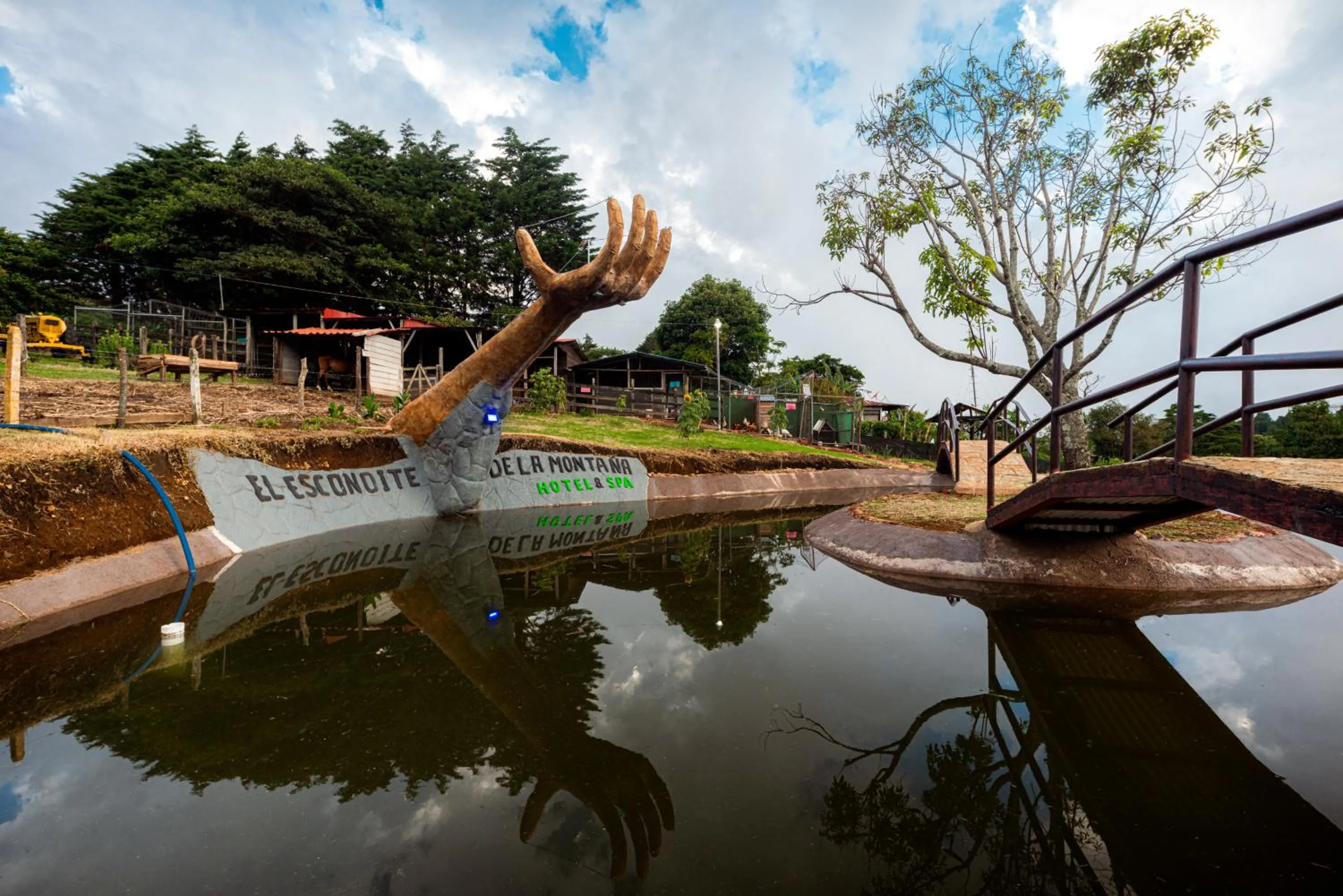 Lake view in Hotel & Spa Escondite de la Montaña