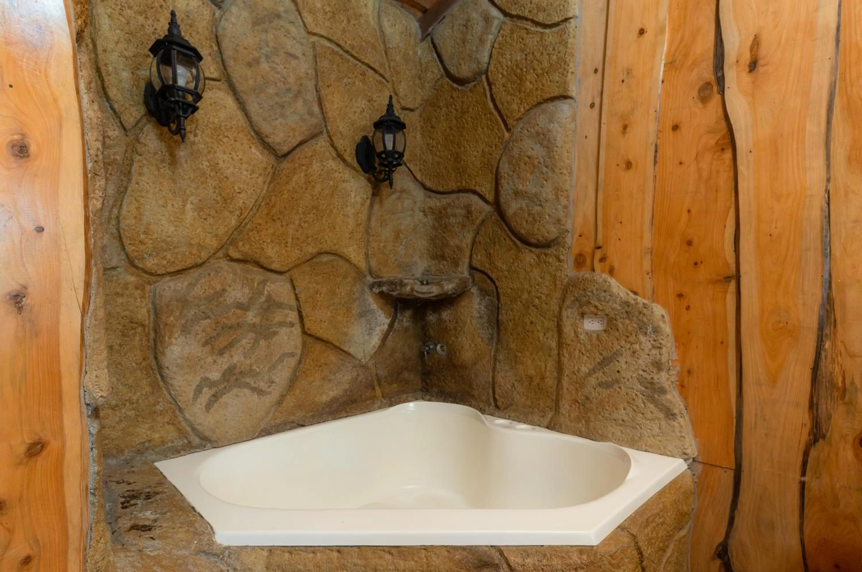 Bath in Hotel & Spa Escondite de la Montaña