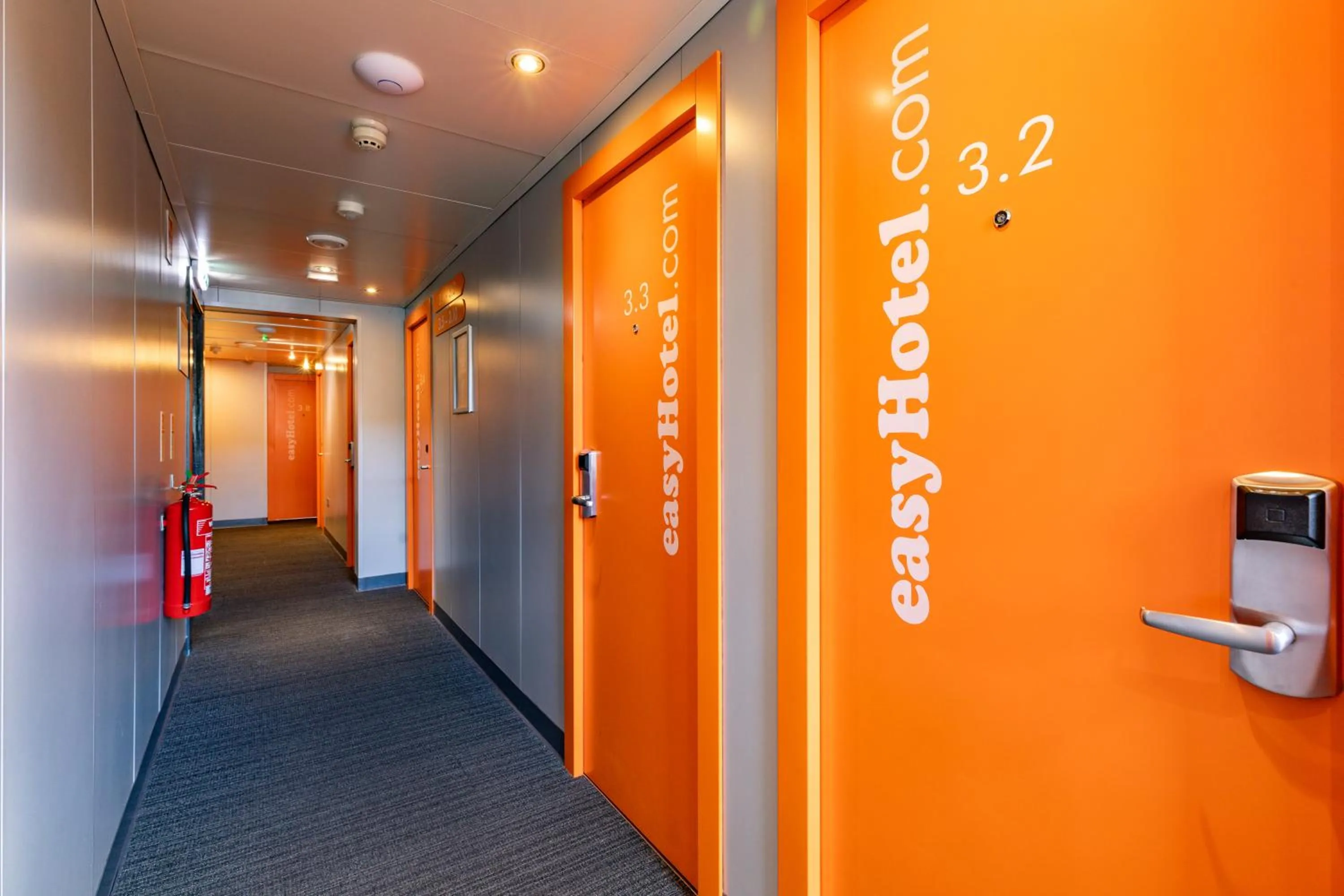 Property building in easyHotel Edinburgh