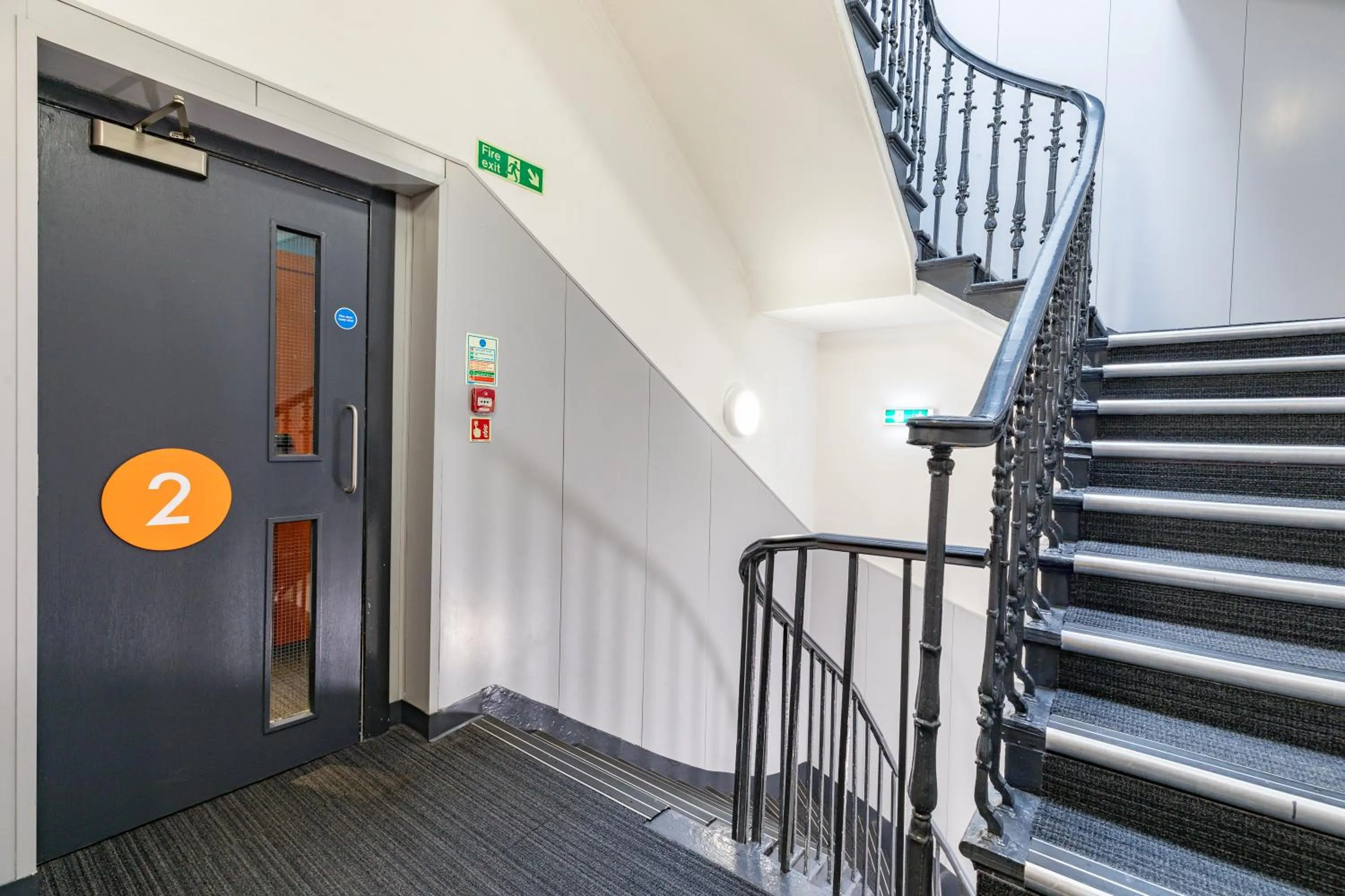 Property building in easyHotel Edinburgh