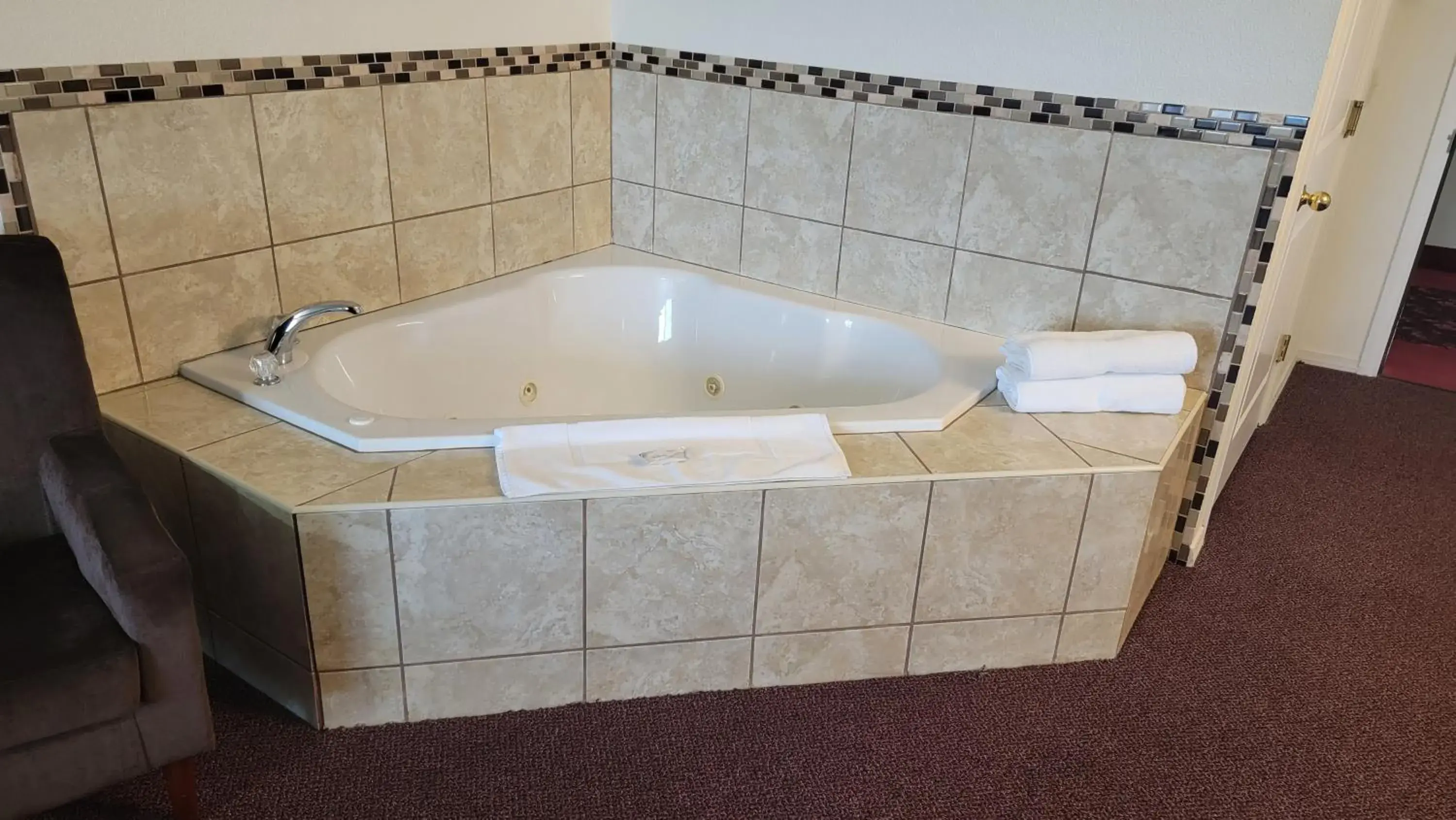 Oceanview Inn and Suites Oceanview Inn and Suites