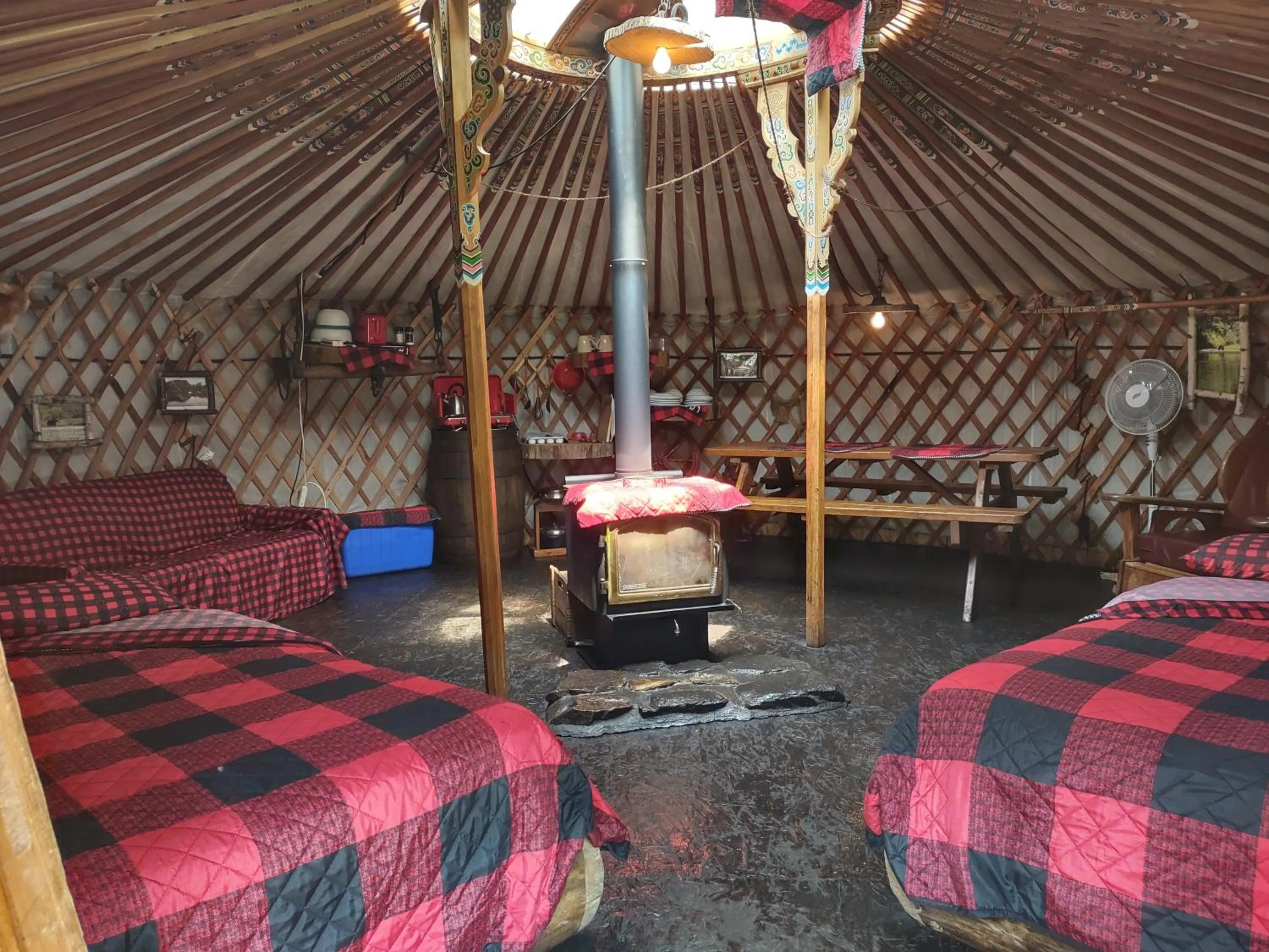 Bed in Hébergement de la Montagne St-Roch