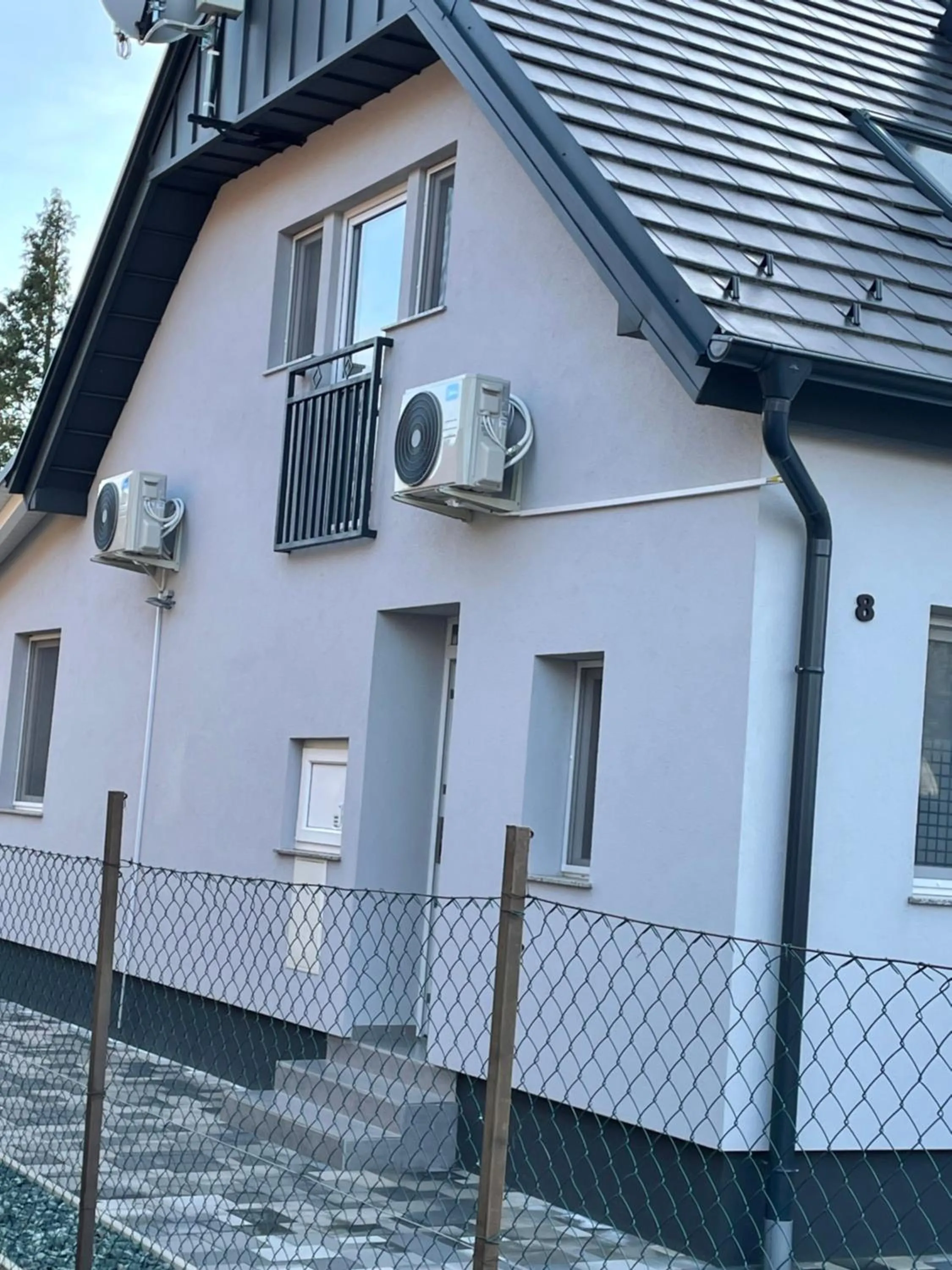 Heni Apartment