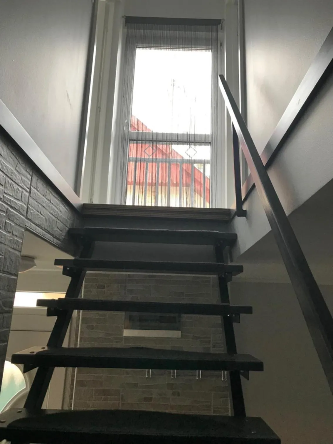 Area and facilities in Heni Apartment