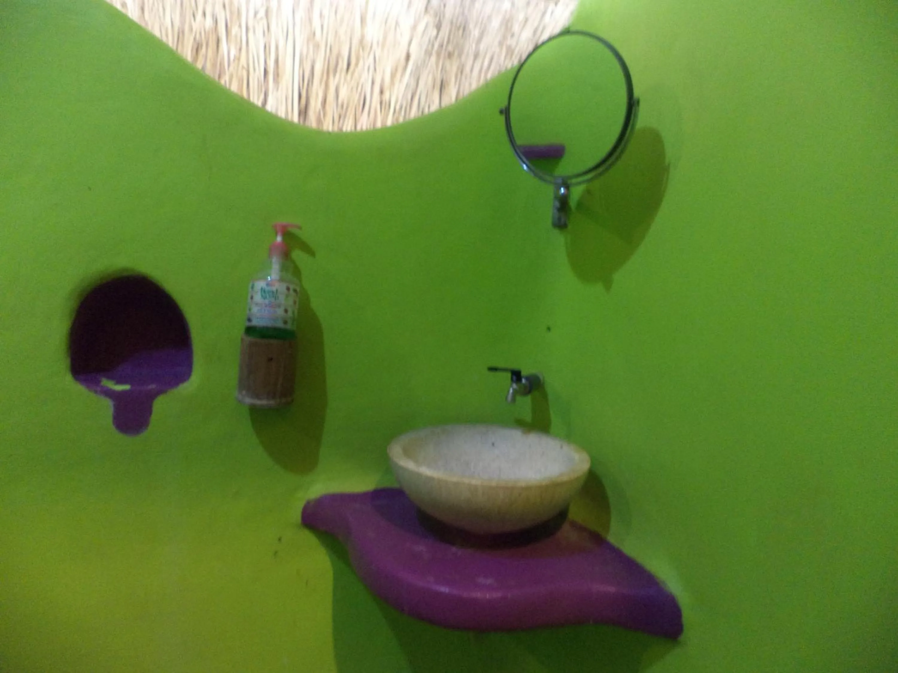 Topi inn