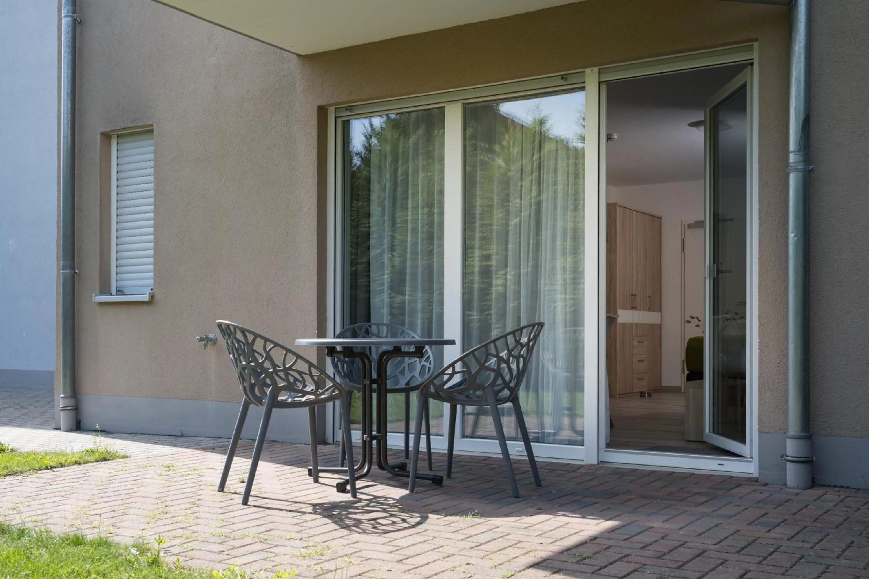 Balcony/Terrace in GLEUEL INN - digital hotel & serviced apartments & boardinghouse mit voll ausgestatteten Küchen