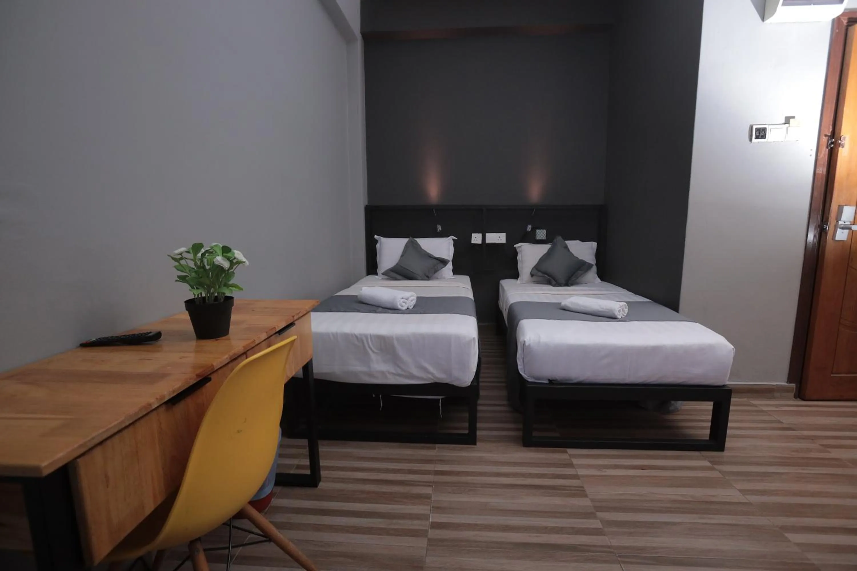 Bedroom, Bed in DJ Citi Inn Premier