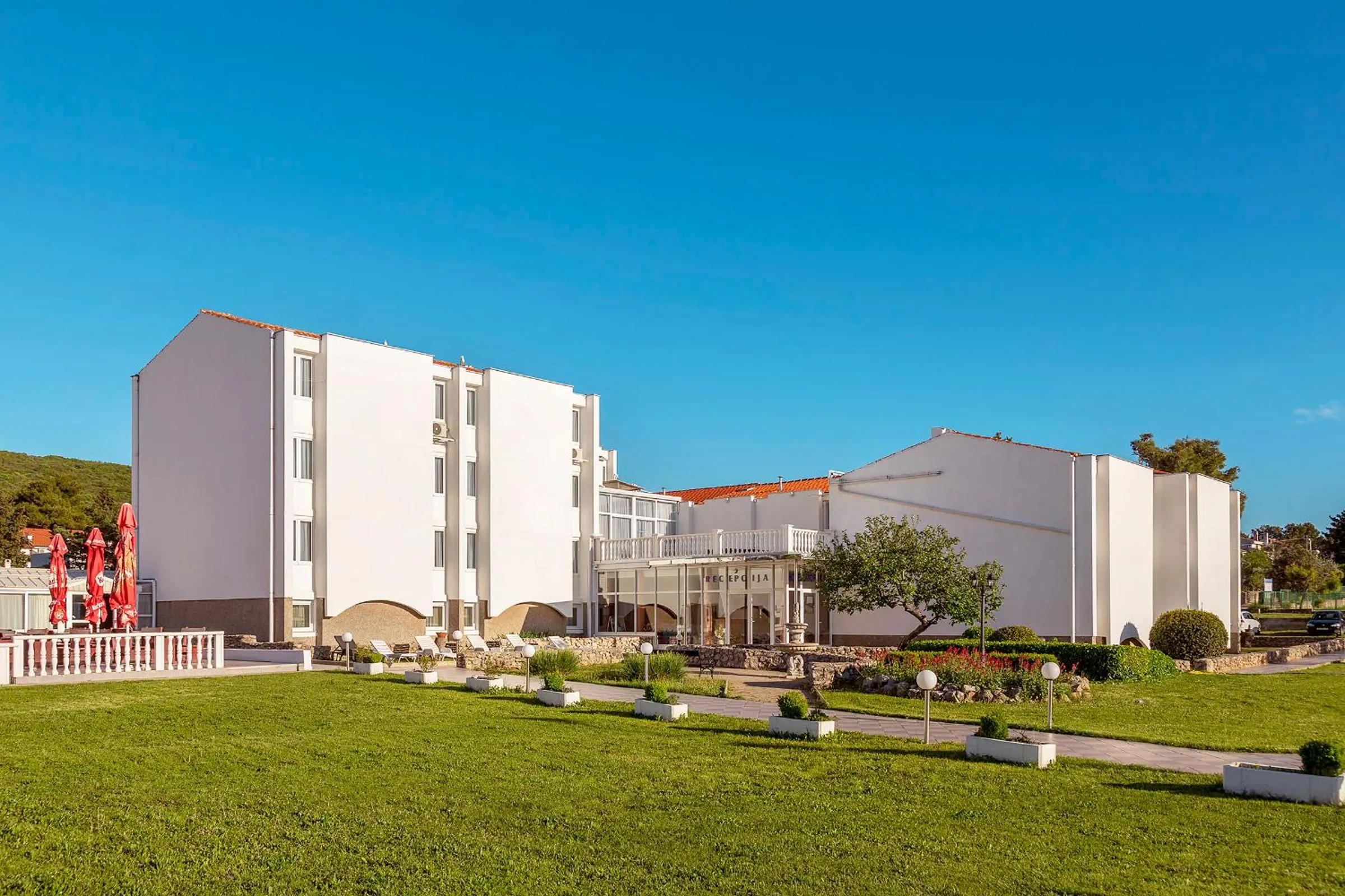 Property building in Hotel Omorika