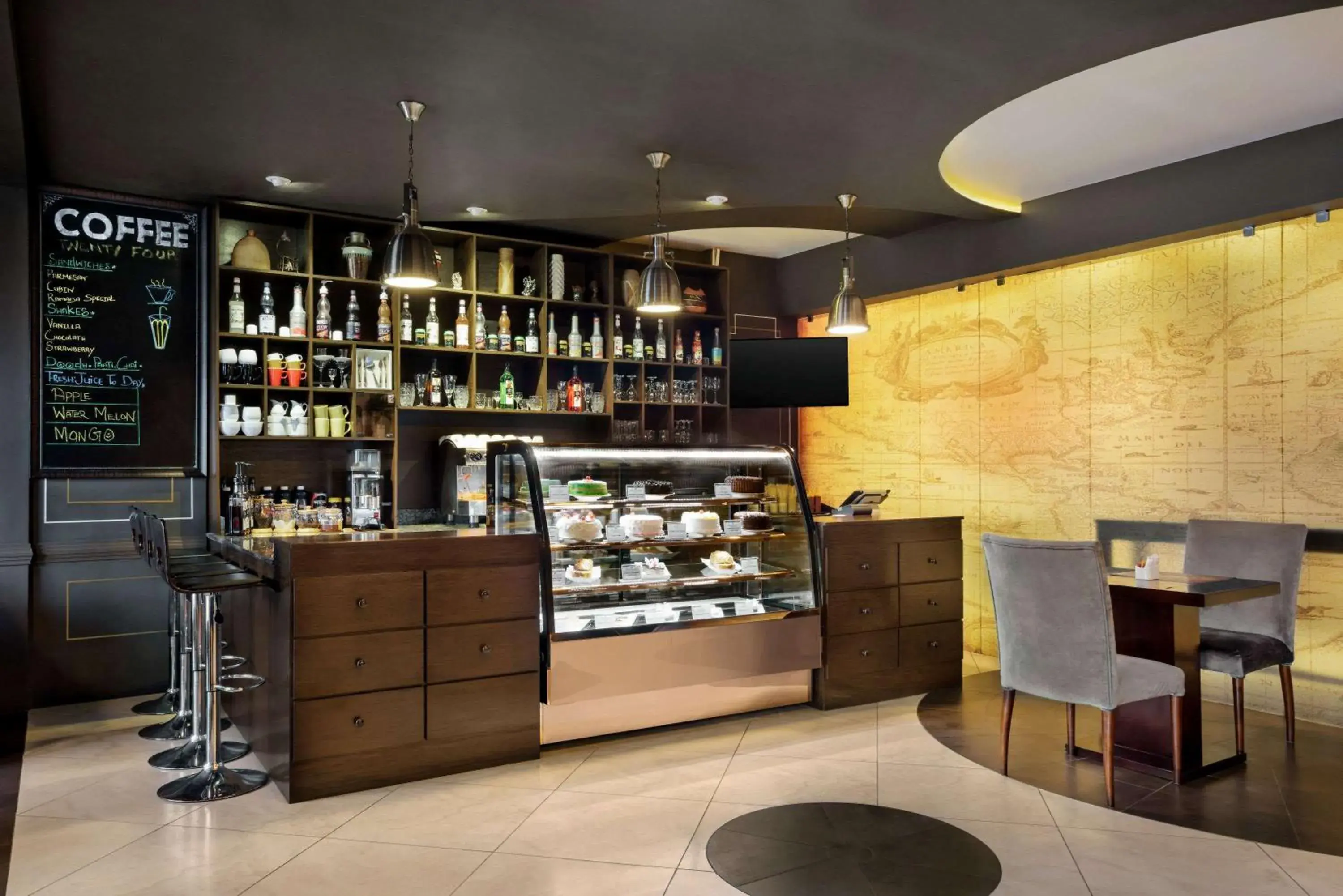 Restaurant/places to eat in Ramada by Wyndham Karachi Creek Restaurant/places to eat in Ramada by Wyndham Karachi Creek