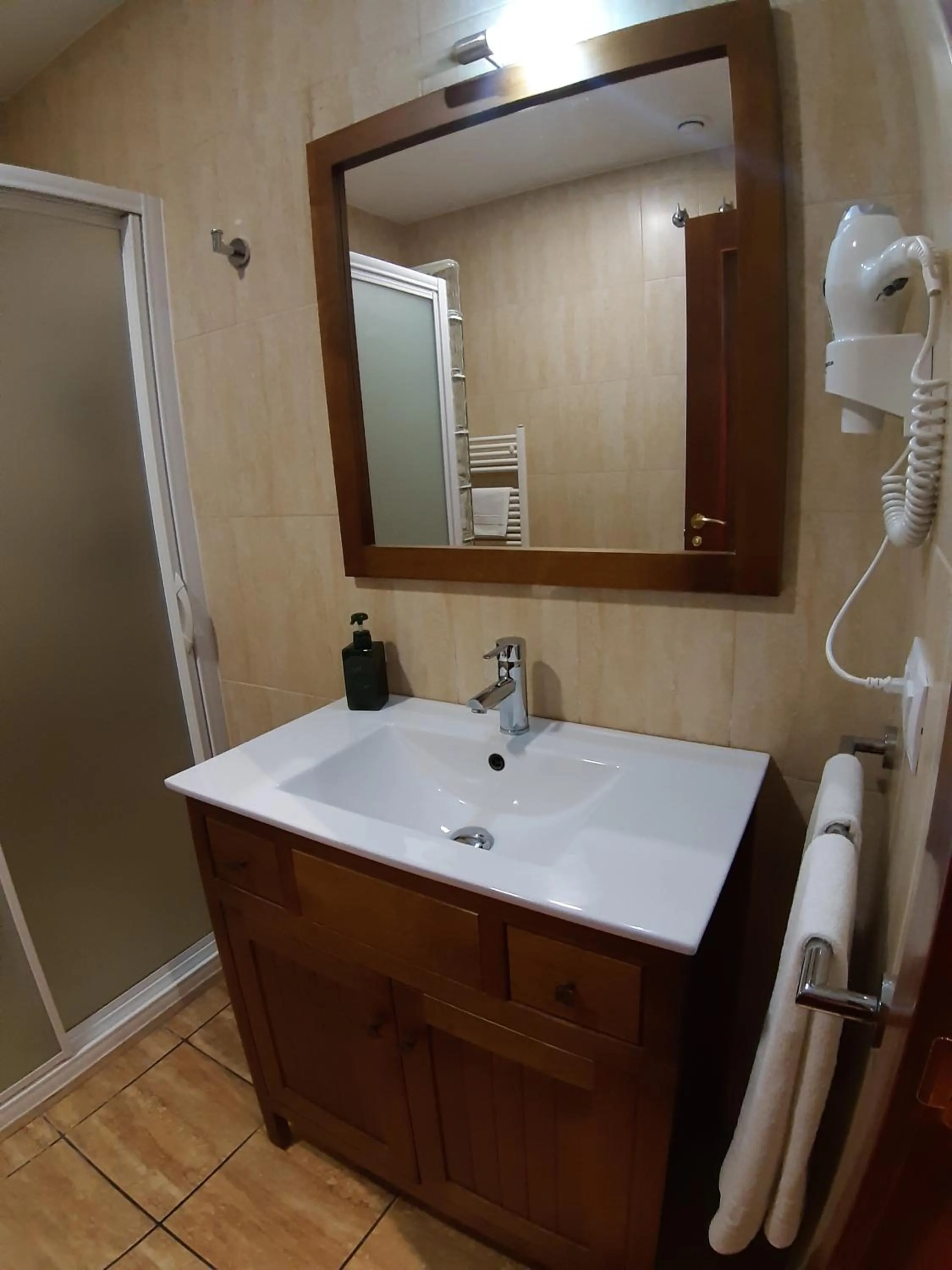 Bathroom in Apartamentos Mirador de Gúdar