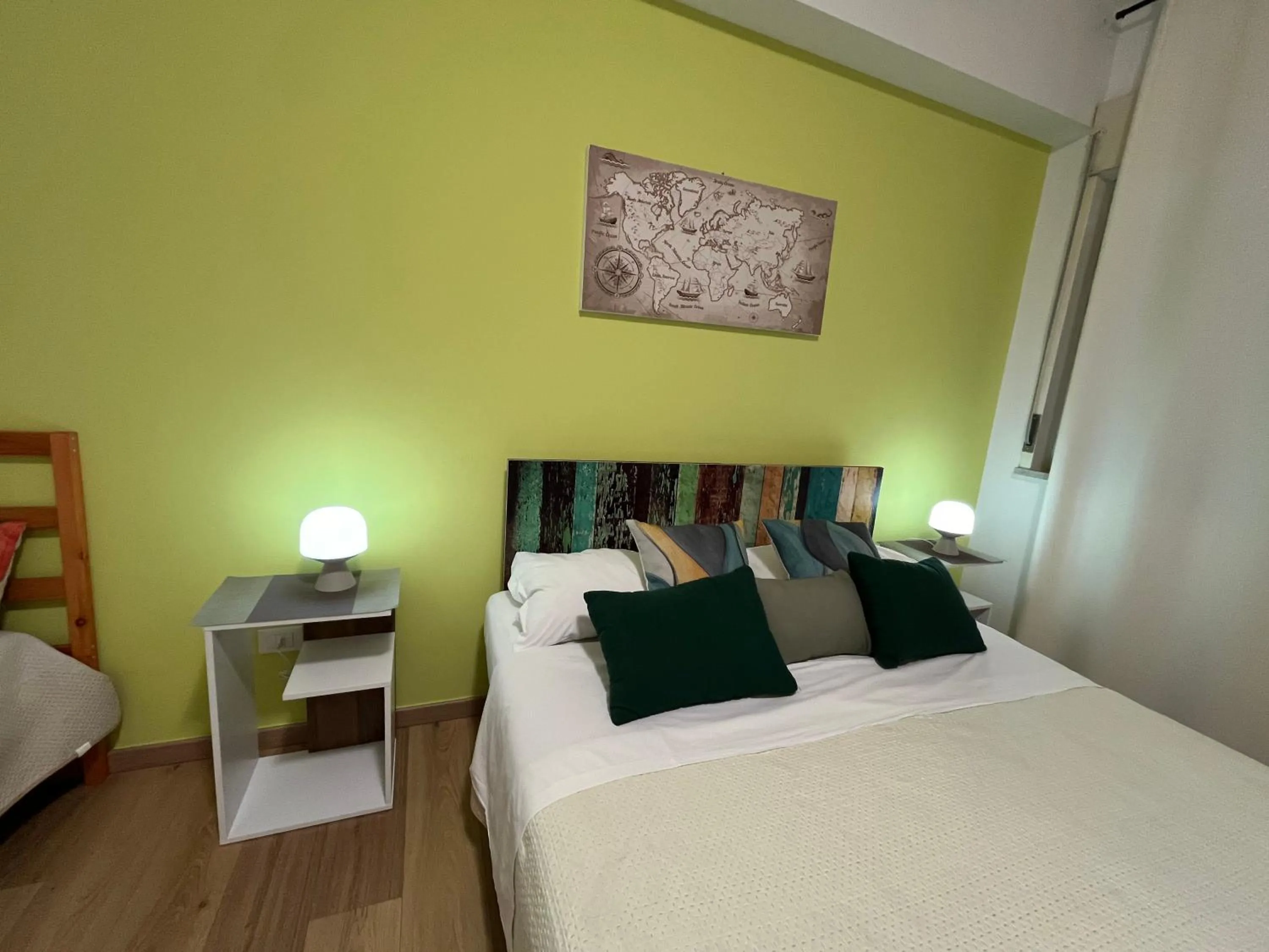 Photo of the whole room, Bed in LeAlbe di Sicilia