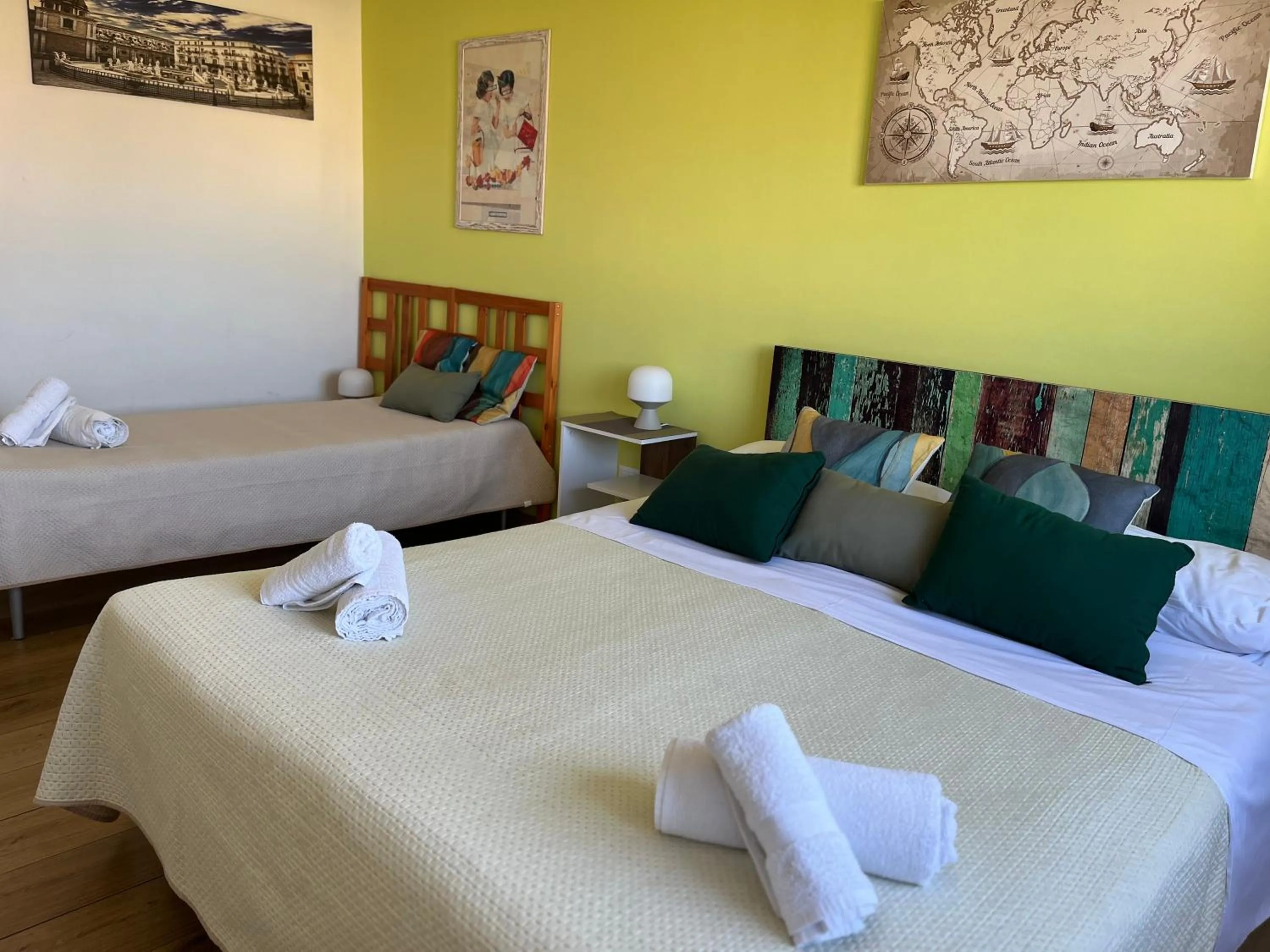 Bed in LeAlbe di Sicilia