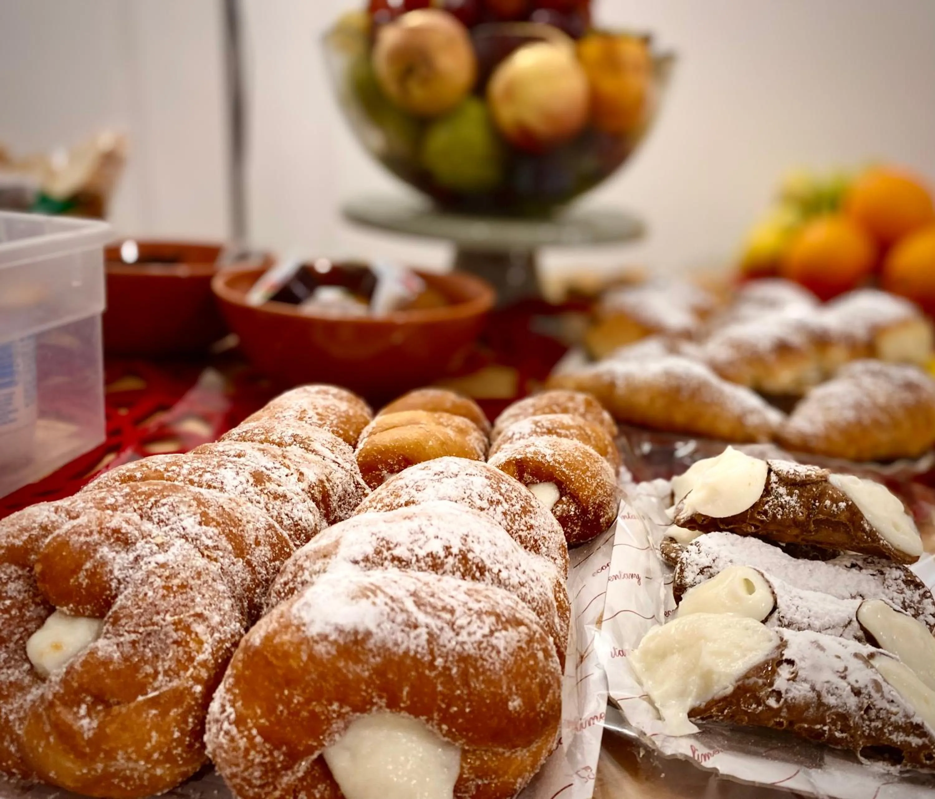 Food and drinks in LeAlbe di Sicilia