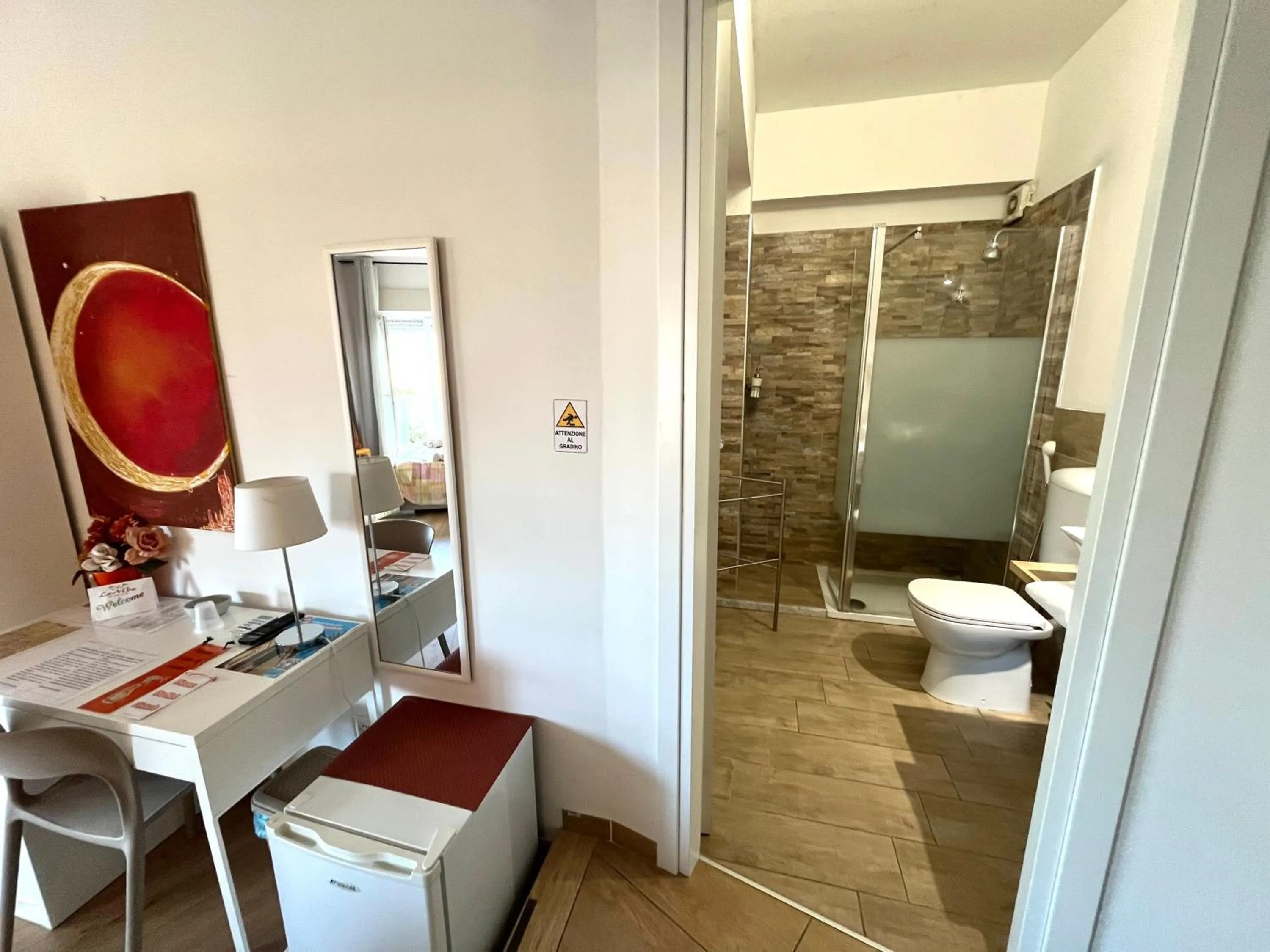 Shower in LeAlbe di Sicilia