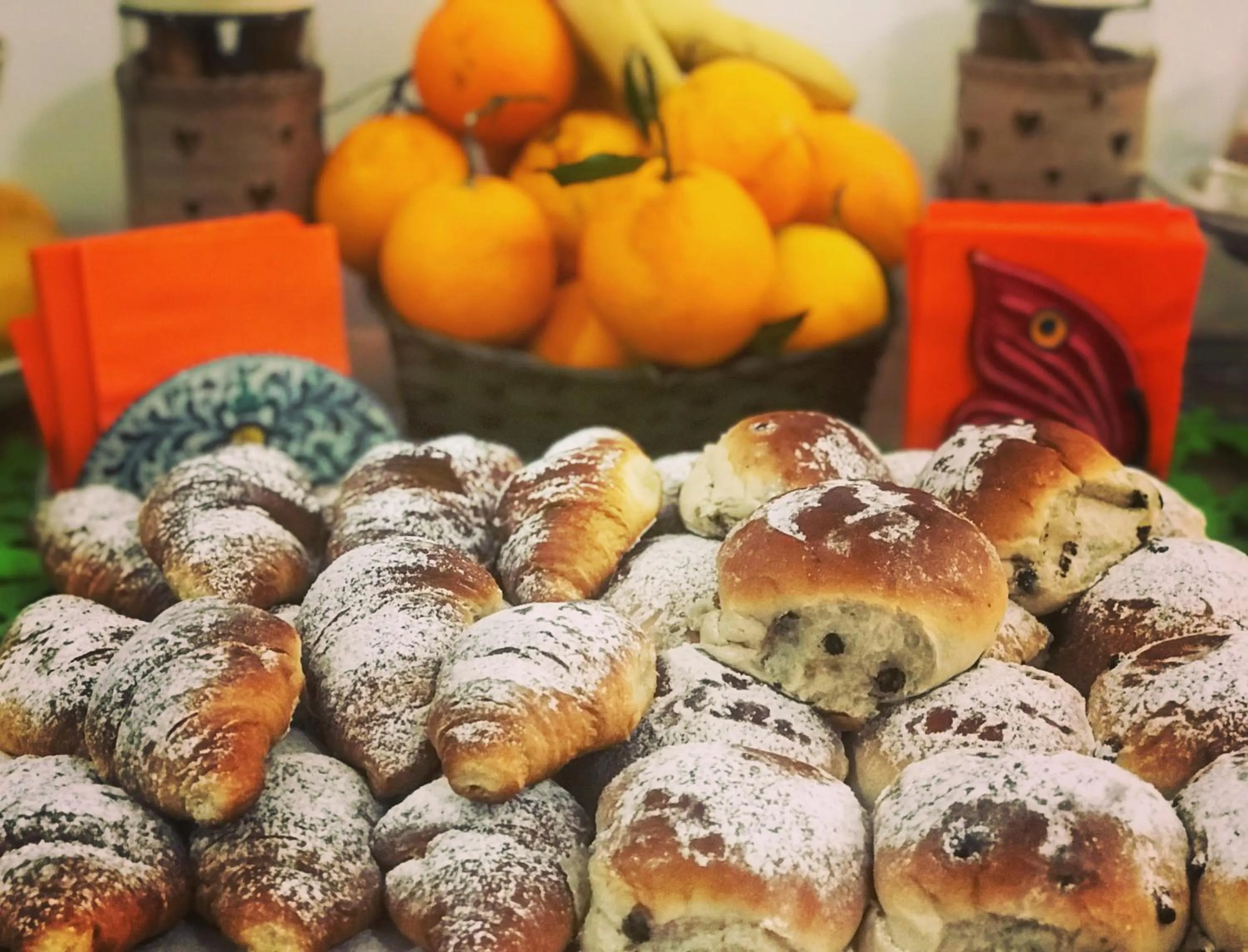 Continental breakfast in LeAlbe di Sicilia