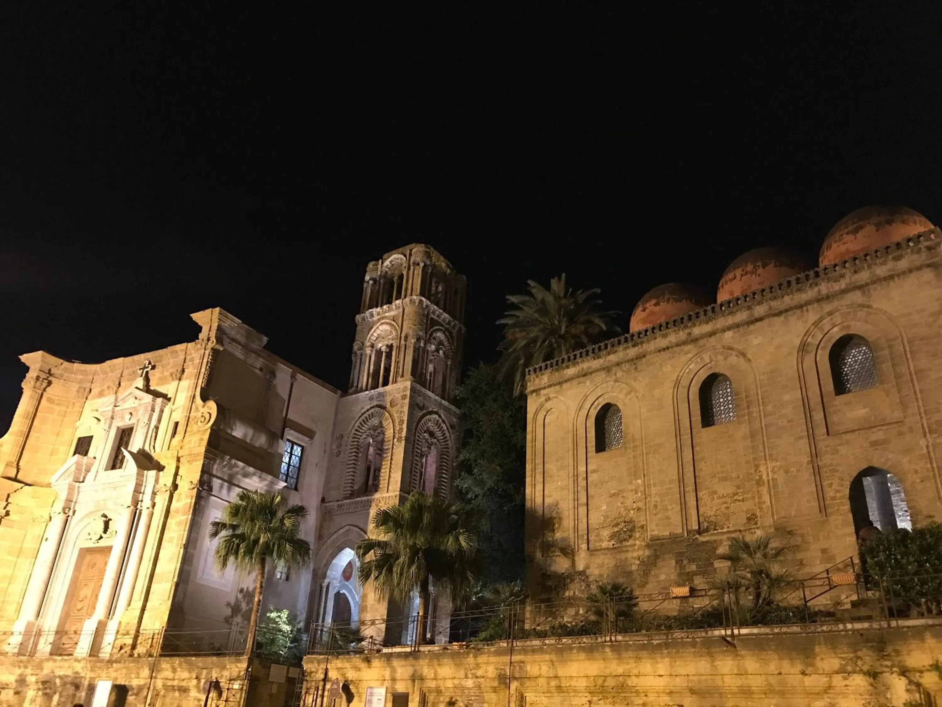 Nearby landmark in LeAlbe di Sicilia