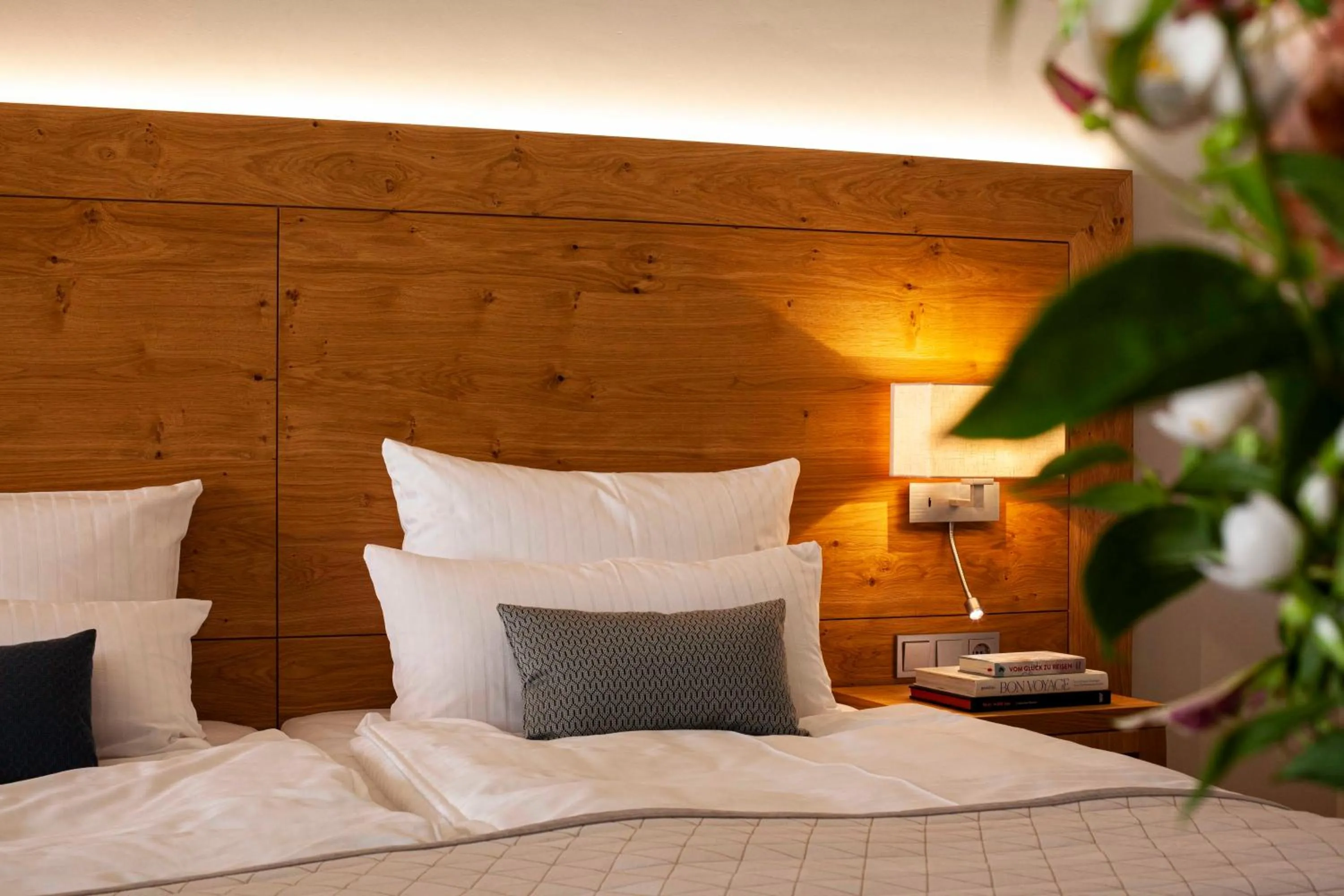 Bed in Gasthof Zufriedenheit