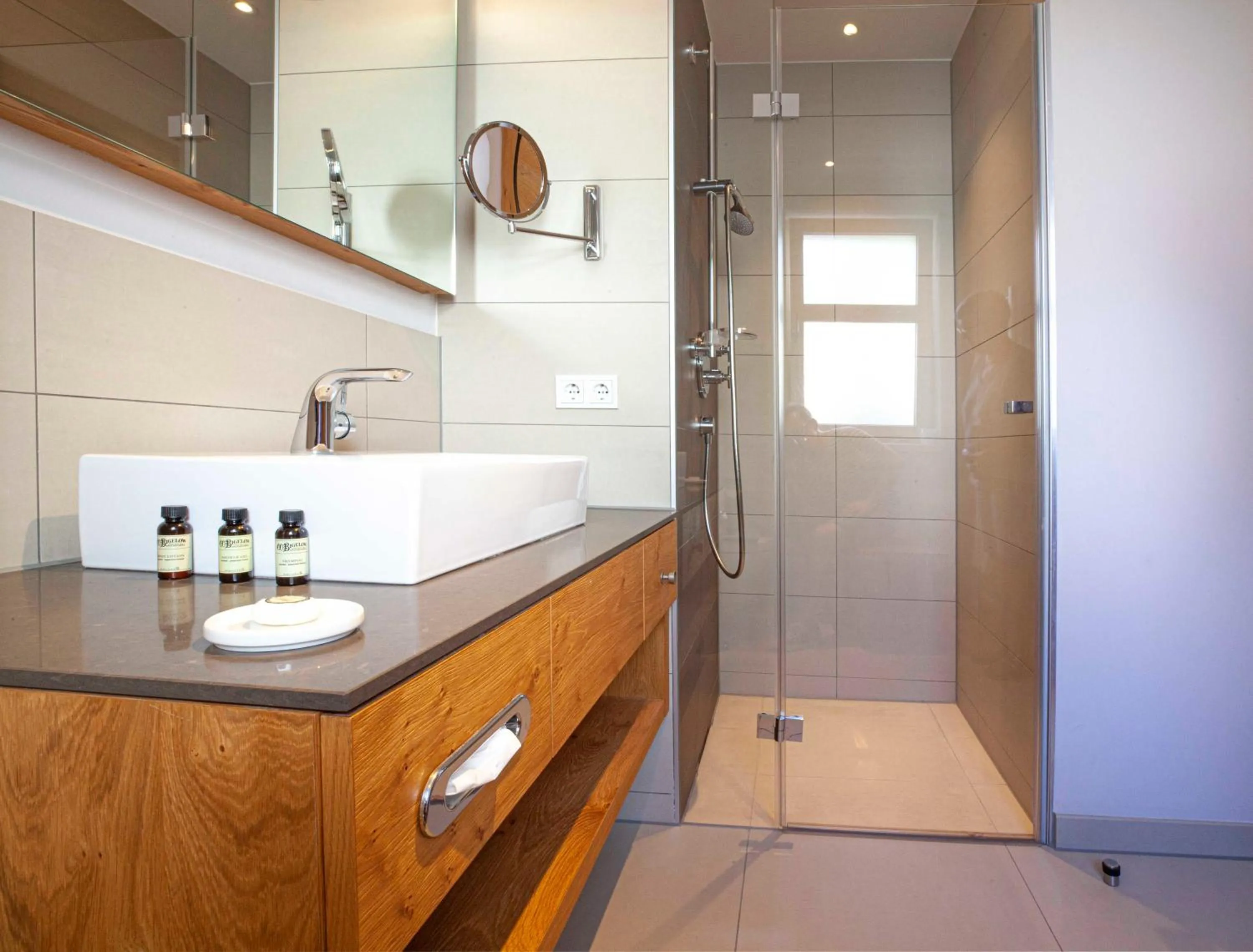 Bathroom in Gasthof Zufriedenheit