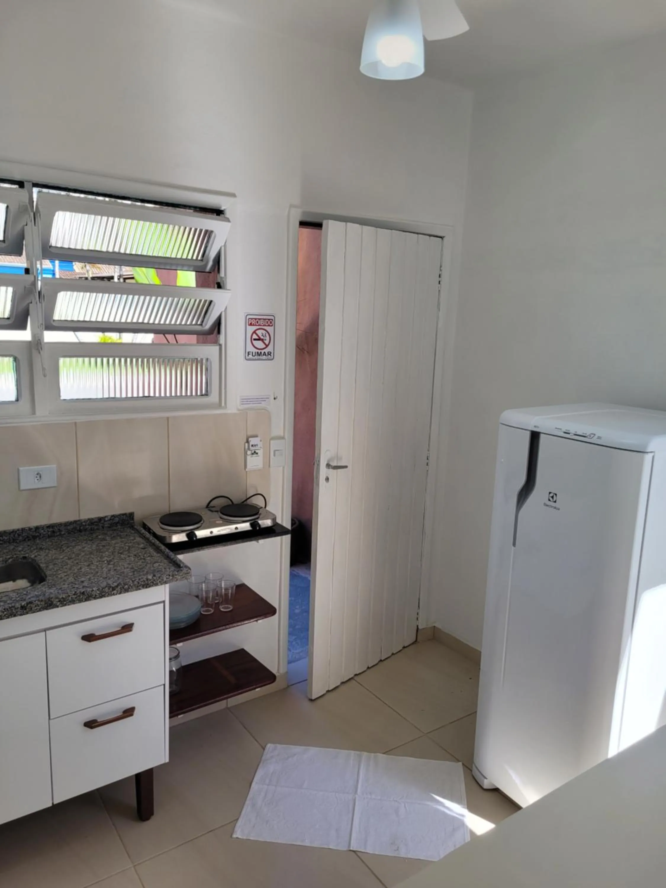 Kitchenette Charmosa no Itagua