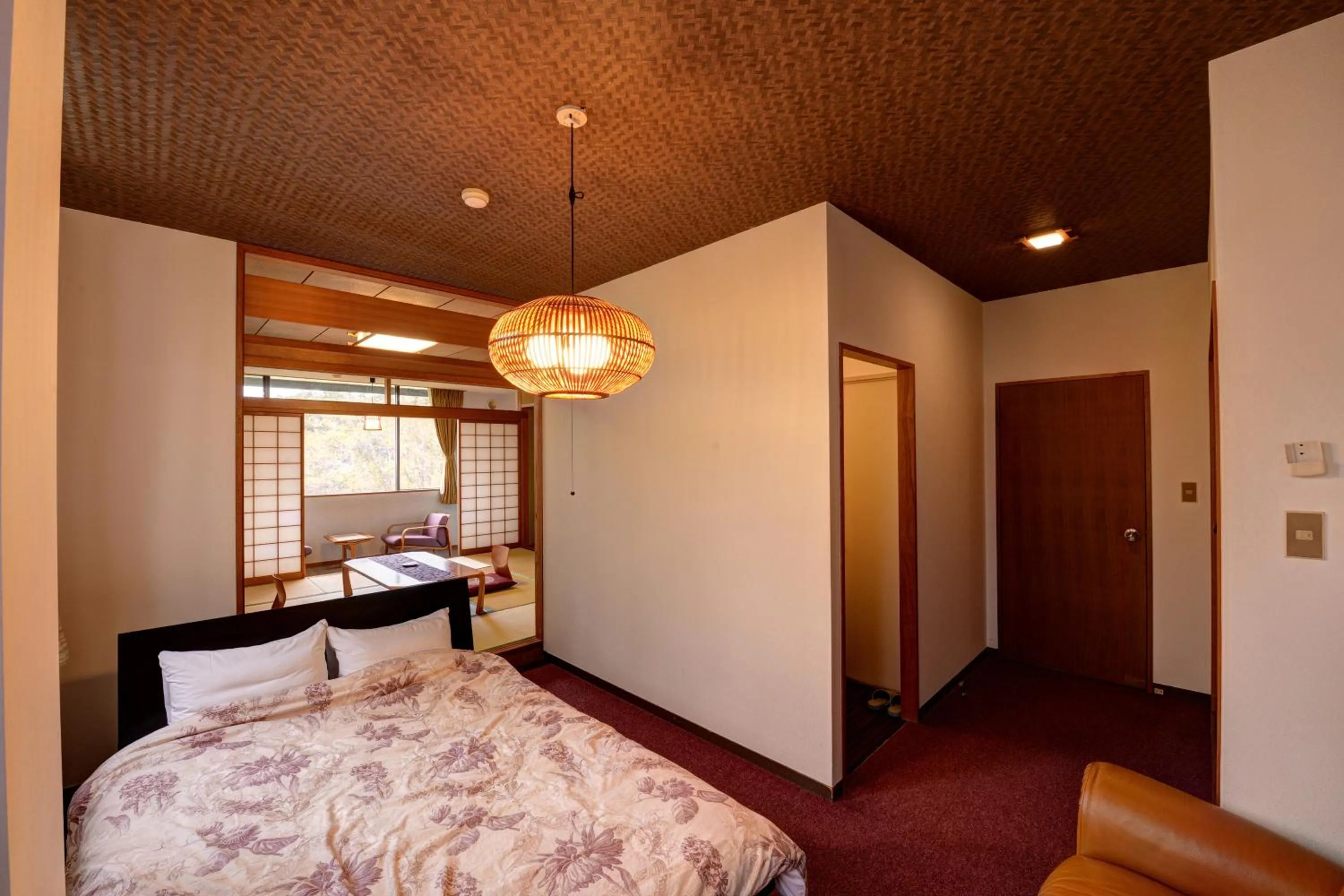 Photo of the whole room, Bed in Mizu no Kaori