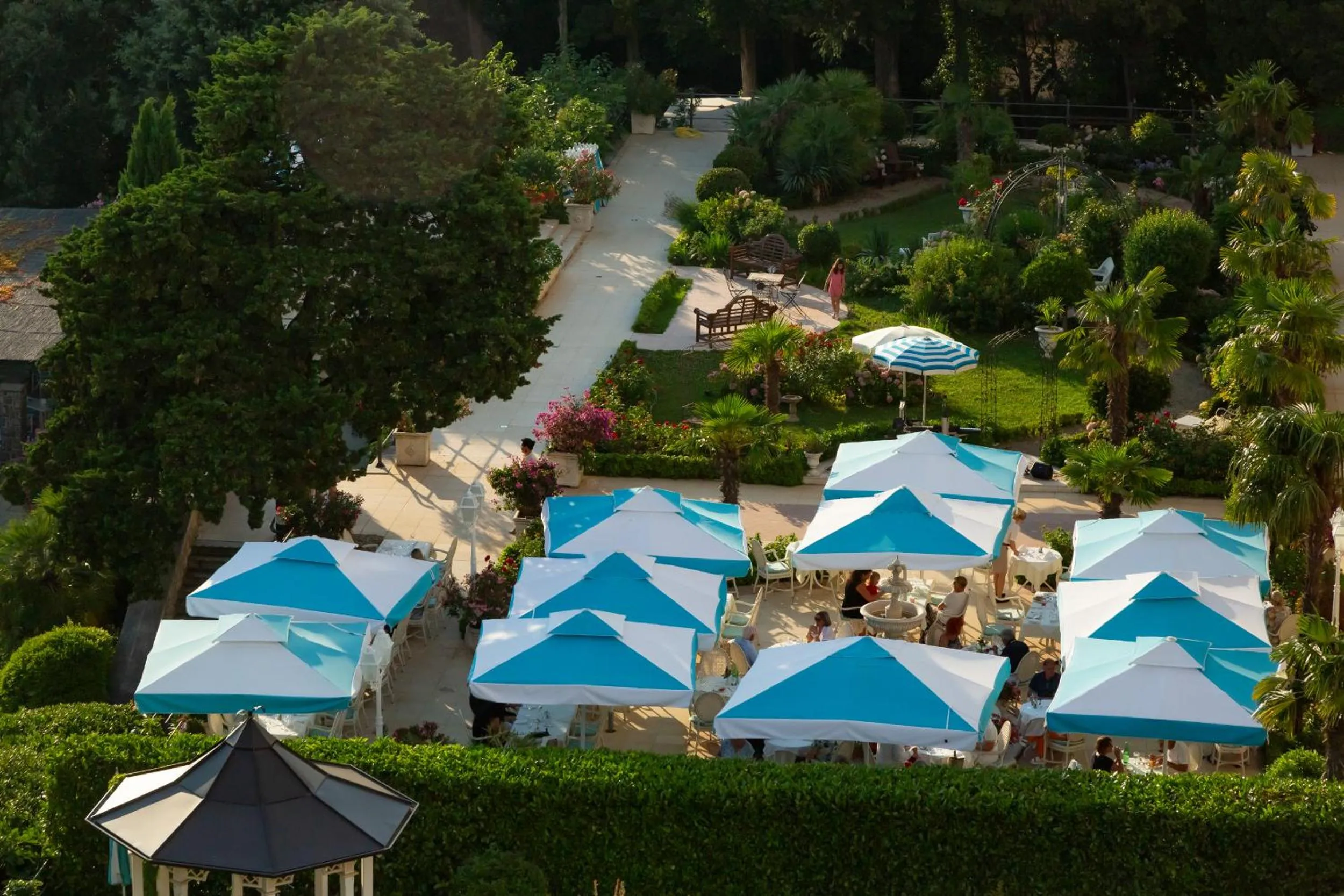 Restaurant/places to eat in Hotel Kvarner Palace