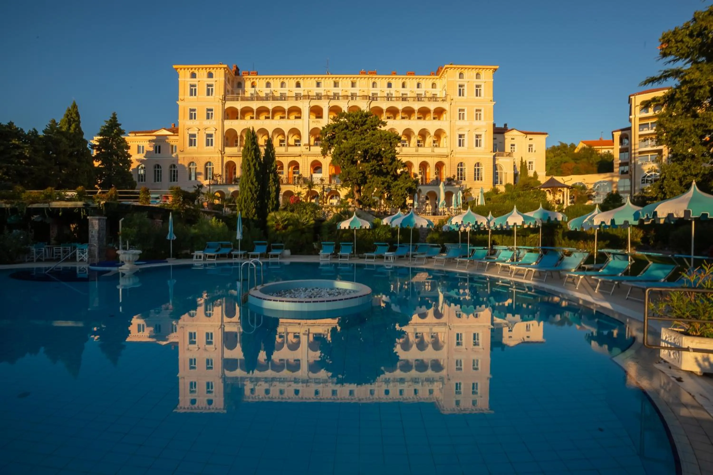 Pool view in Hotel Kvarner Palace