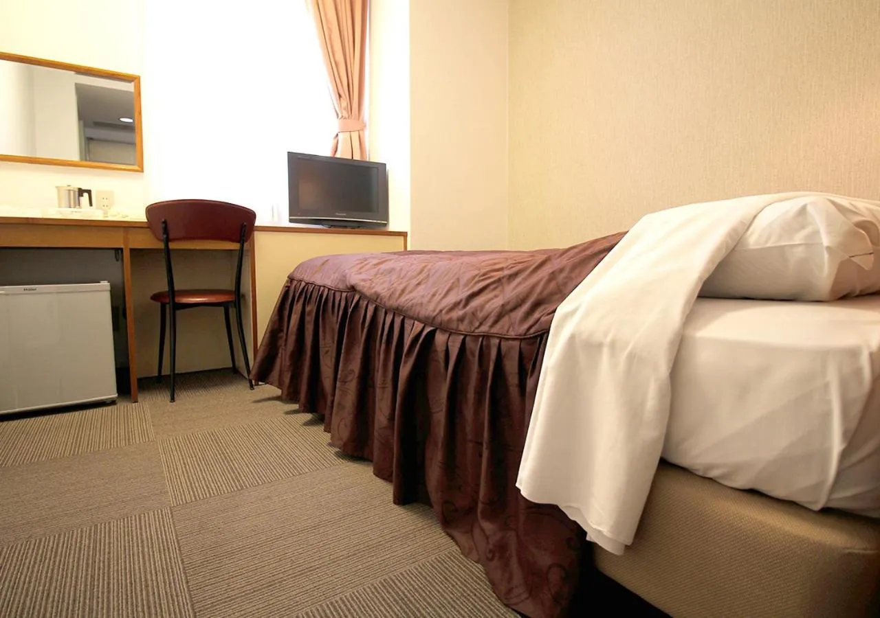 Photo of the whole room, Bed in Hotel Trend Funabashi