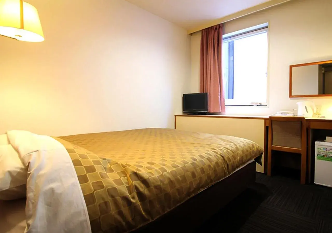 Photo of the whole room, Bed in Hotel Trend Funabashi Photo of the whole room, Bed in Hotel Trend Funabashi