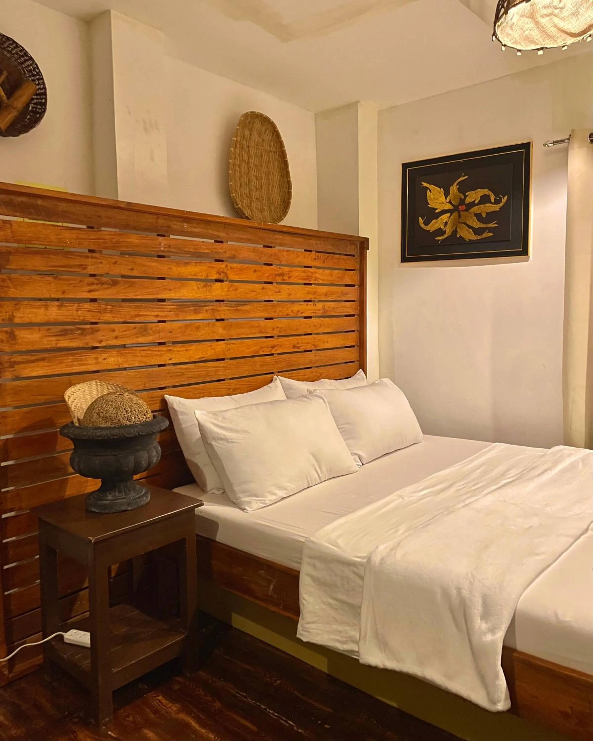 Bedroom, Bed in Patrick's on the Beach Resort